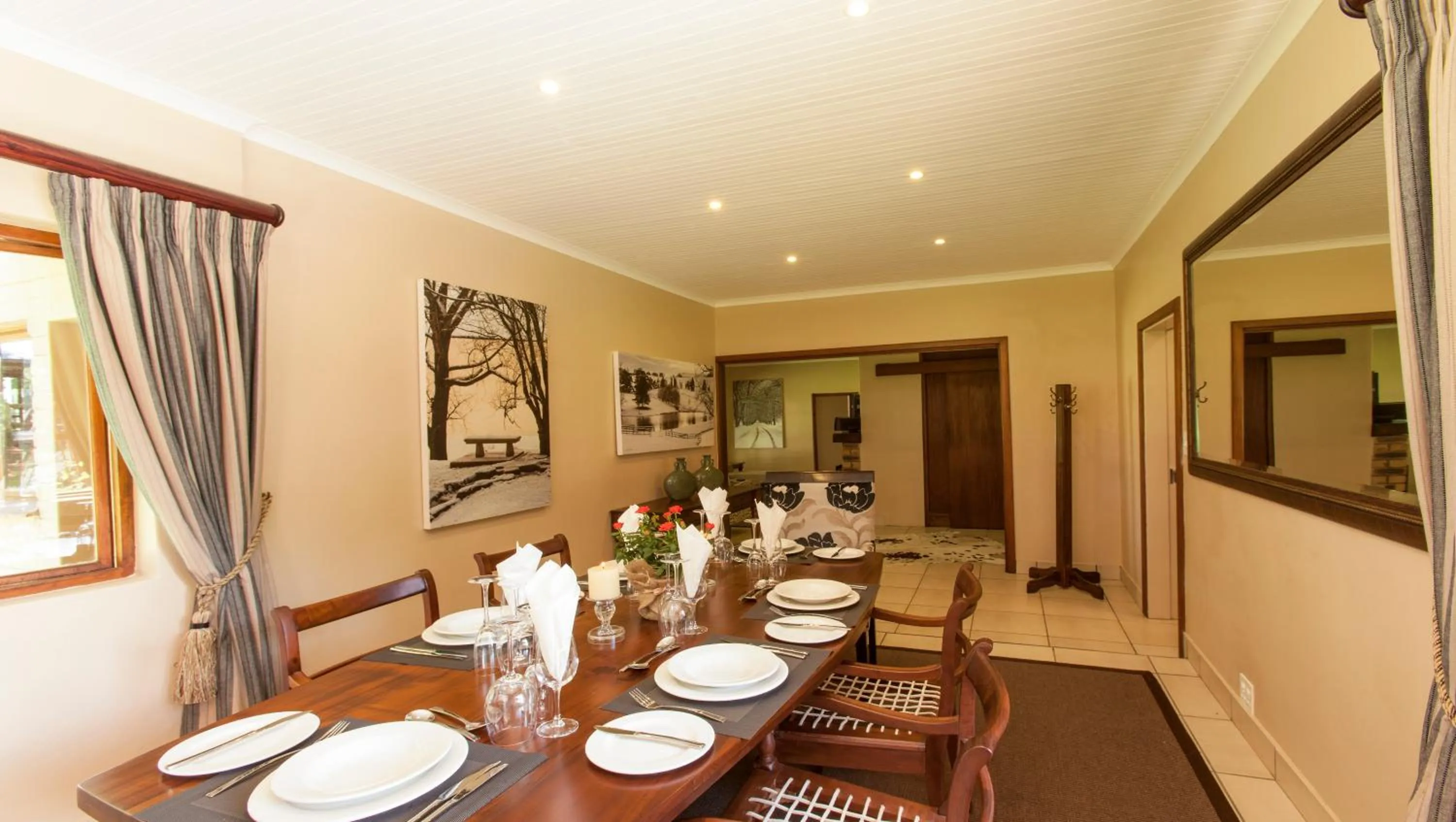 Dining area in Whispering Waters