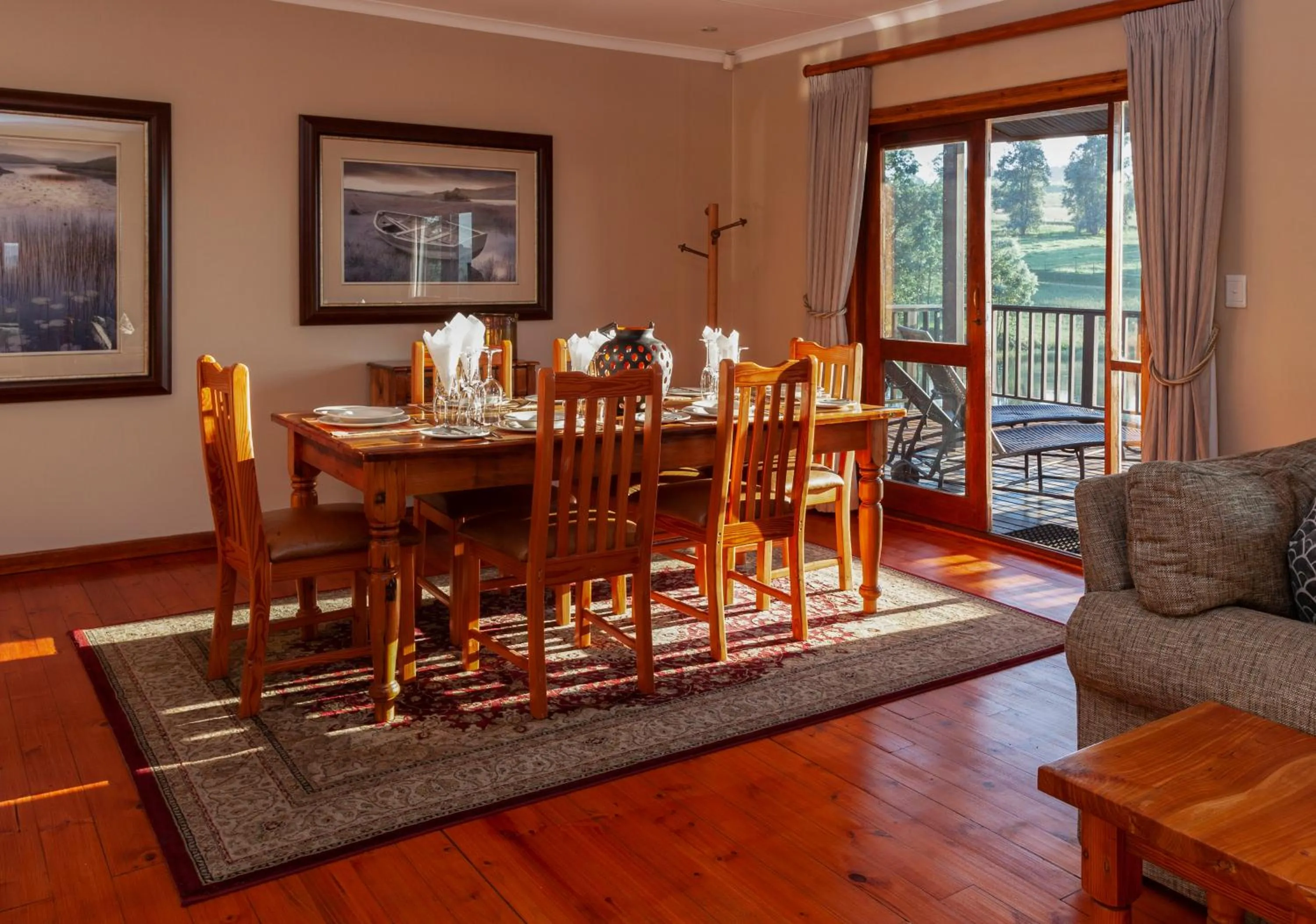Living room in Whispering Waters