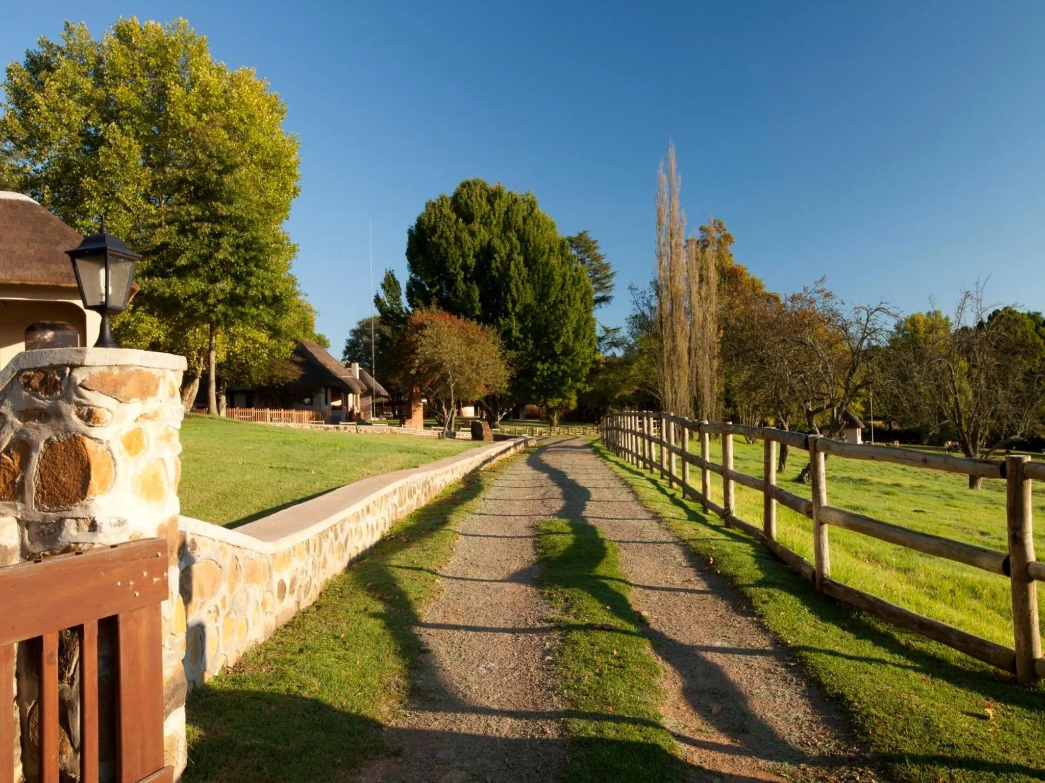 Facade/entrance in Whispering Waters