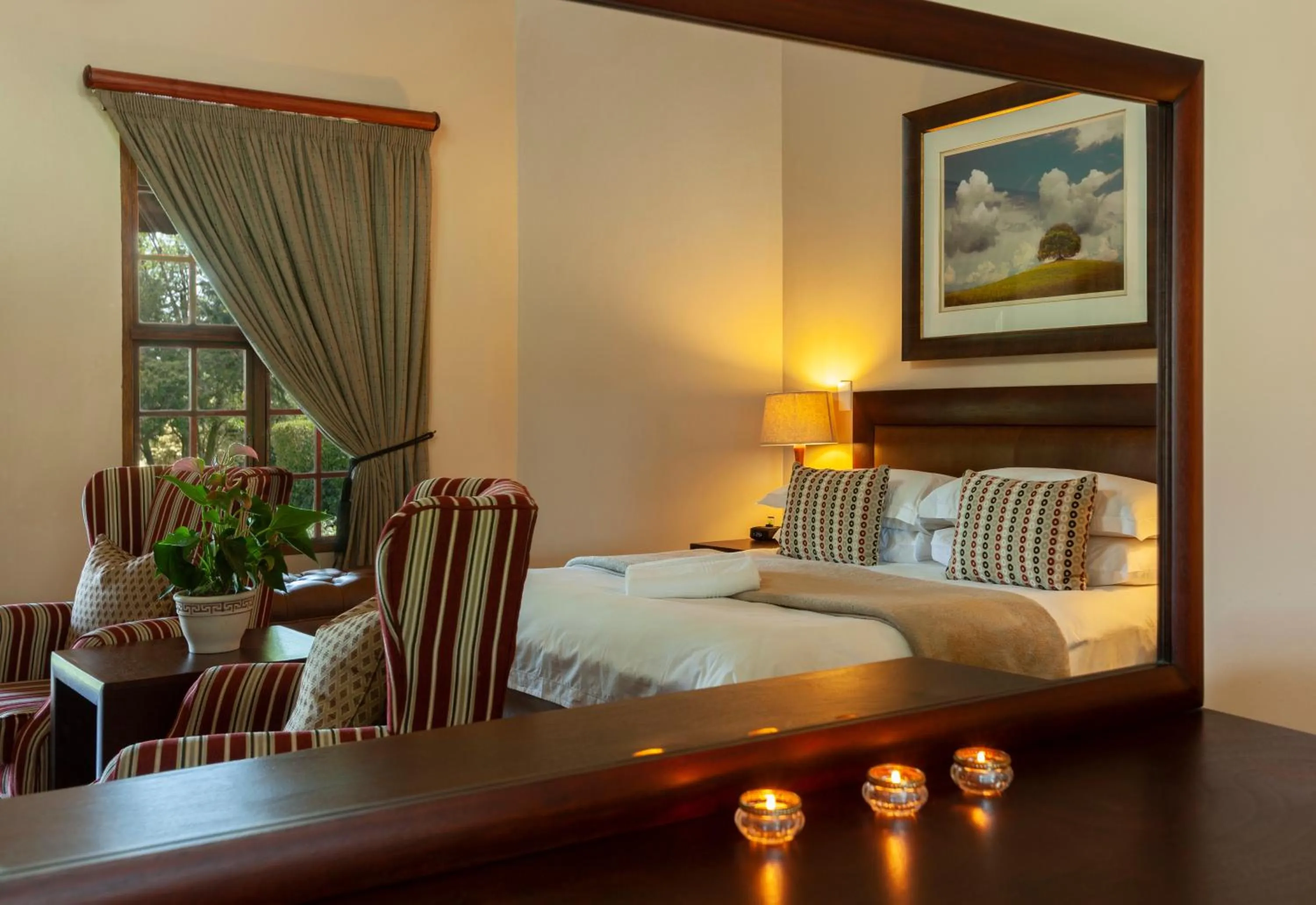 Photo of the whole room, Bed in Whispering Waters