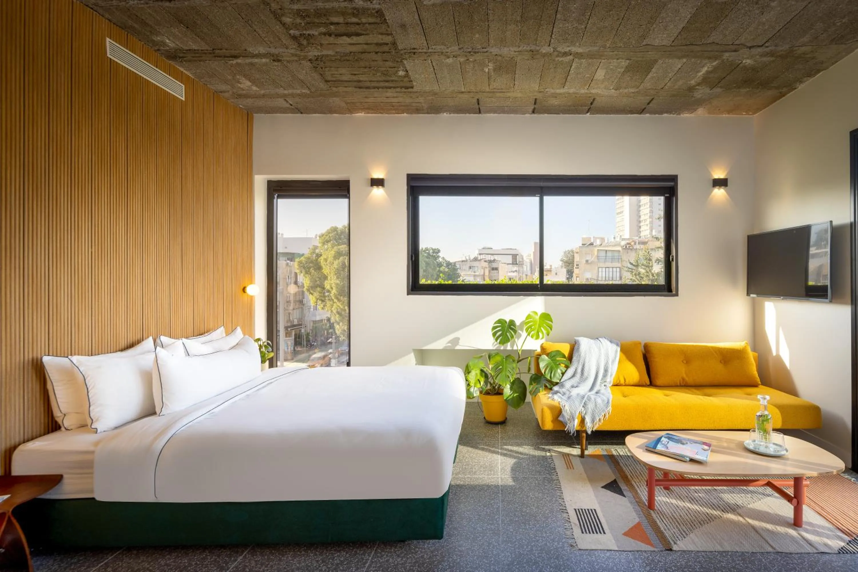 Bed in Savanna - by Loginn Tel-Avivian hotels
