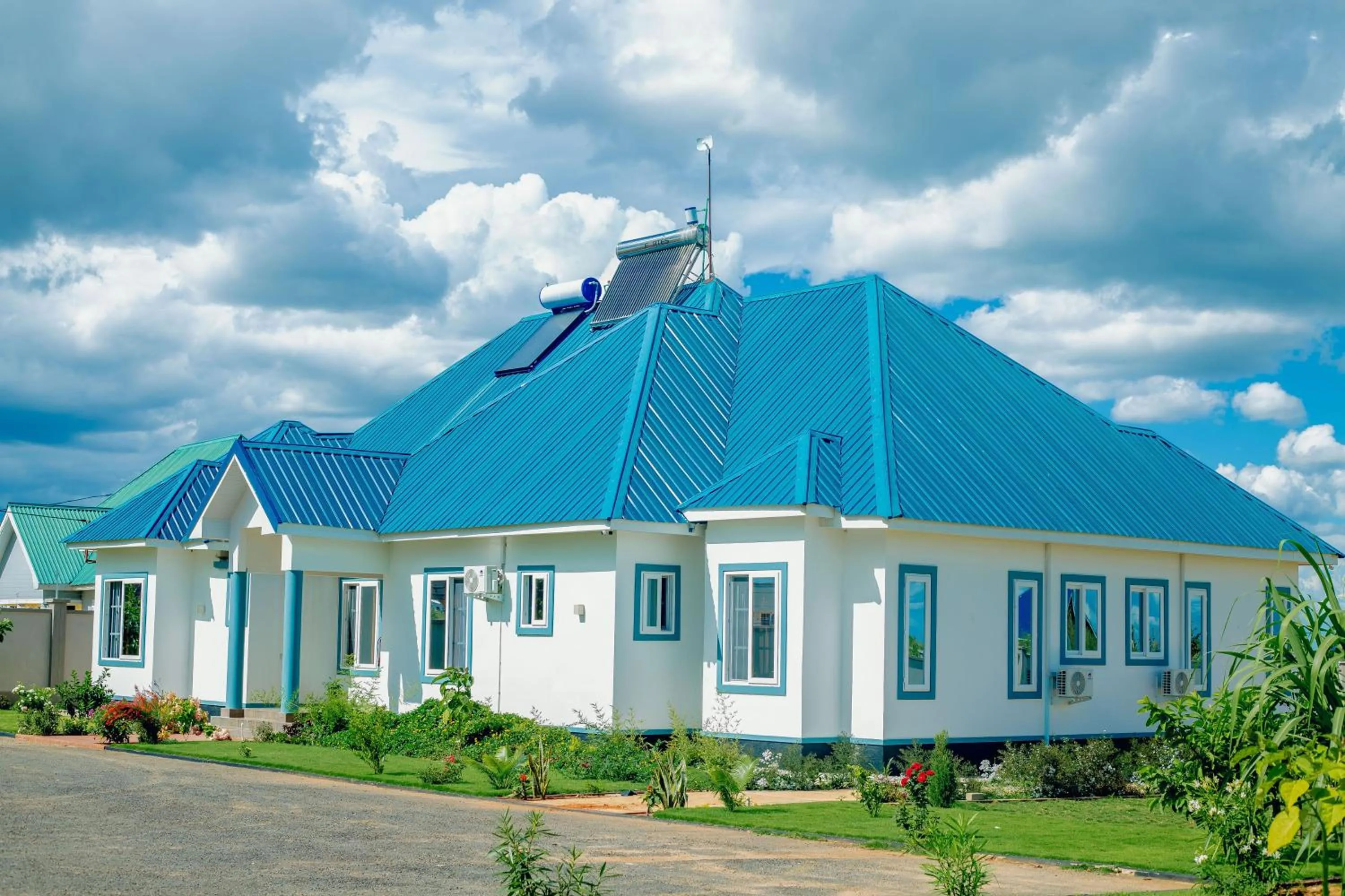 Property building in Teranga Lodge and Restaurant