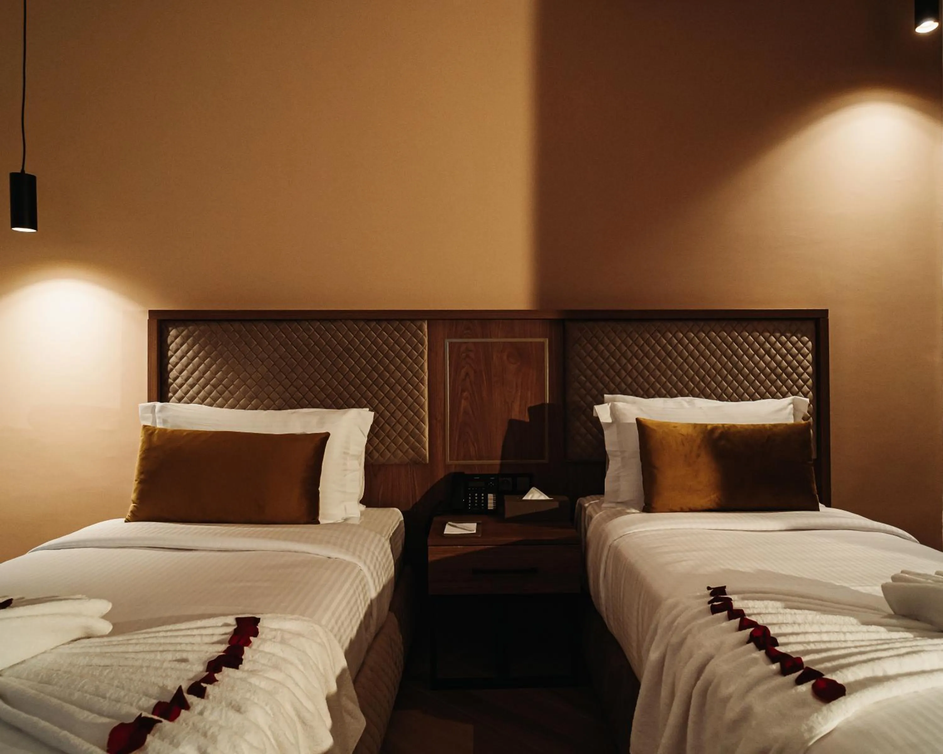 Bed in City Hotel by Waves