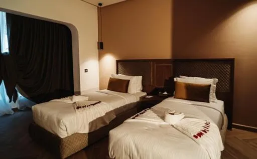 Bedroom, Bed in City Hotel by Waves