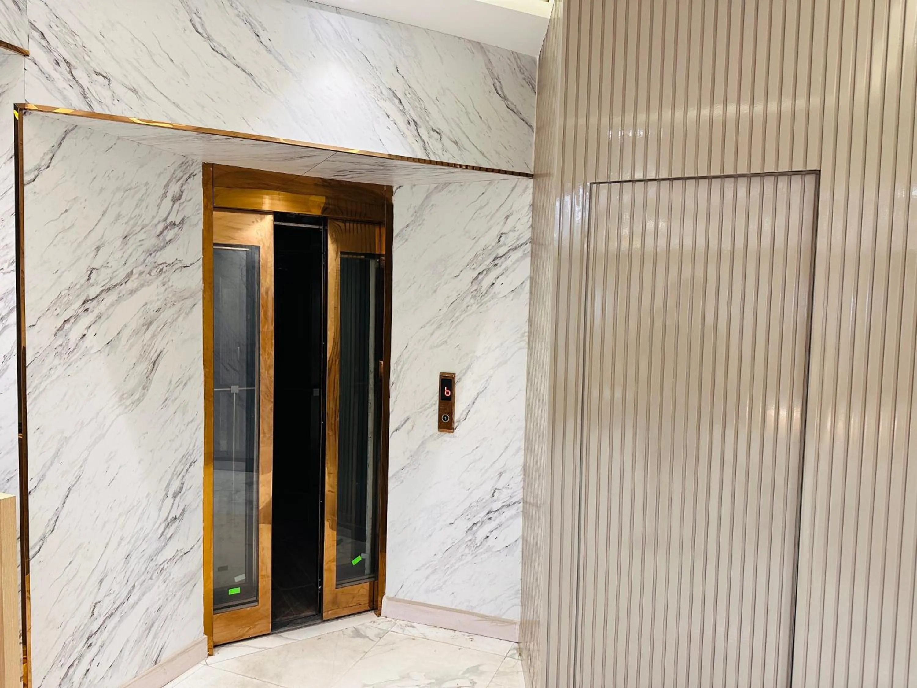 Floor plan in Hotel IP Swarn near Anand Vihar Vaishali Ghaziabad