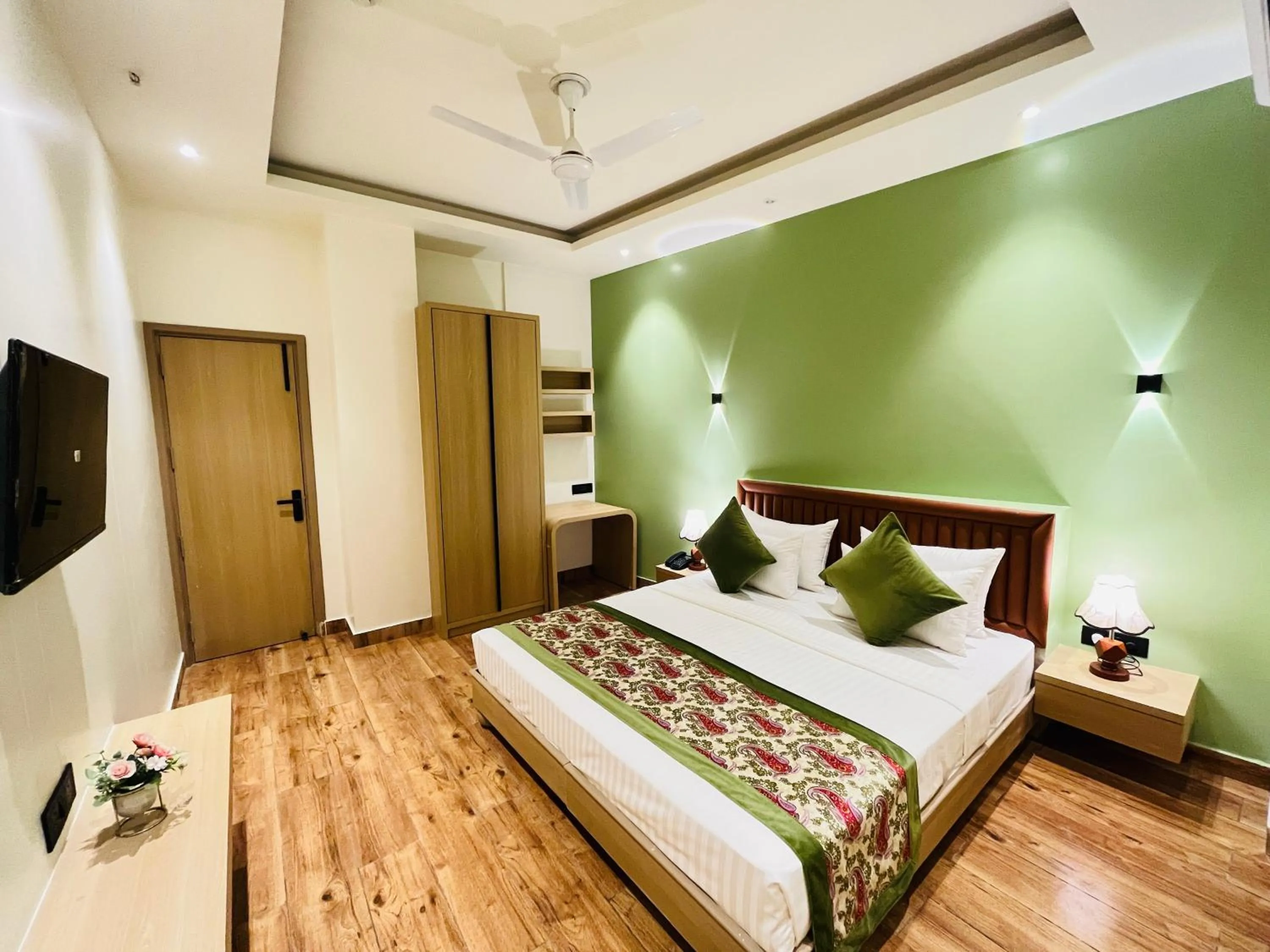 Bed in Hotel IP Swarn near Anand Vihar Vaishali Ghaziabad