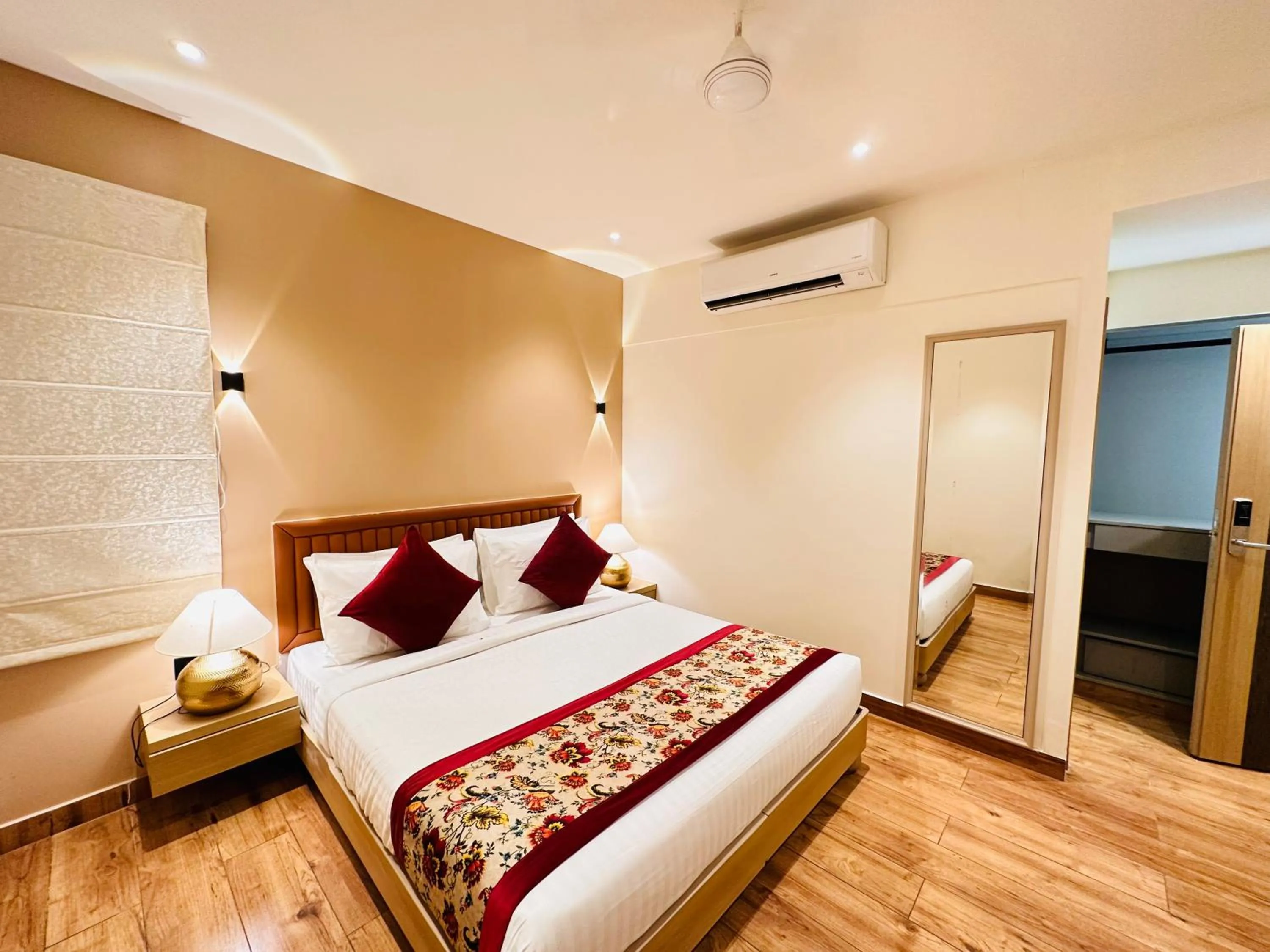 Bed in Hotel IP Swarn near Anand Vihar Vaishali Ghaziabad