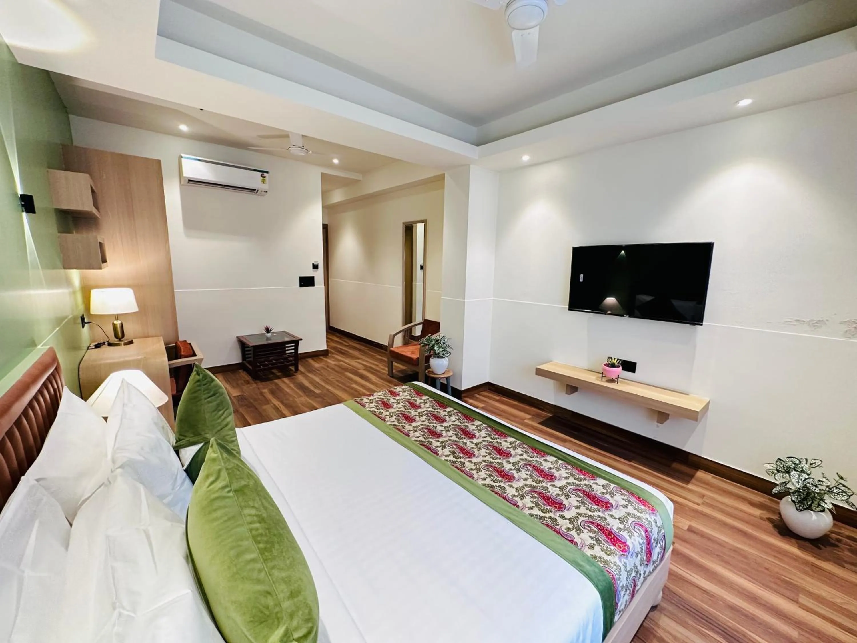 Bed in Hotel IP Swarn near Anand Vihar Vaishali Ghaziabad