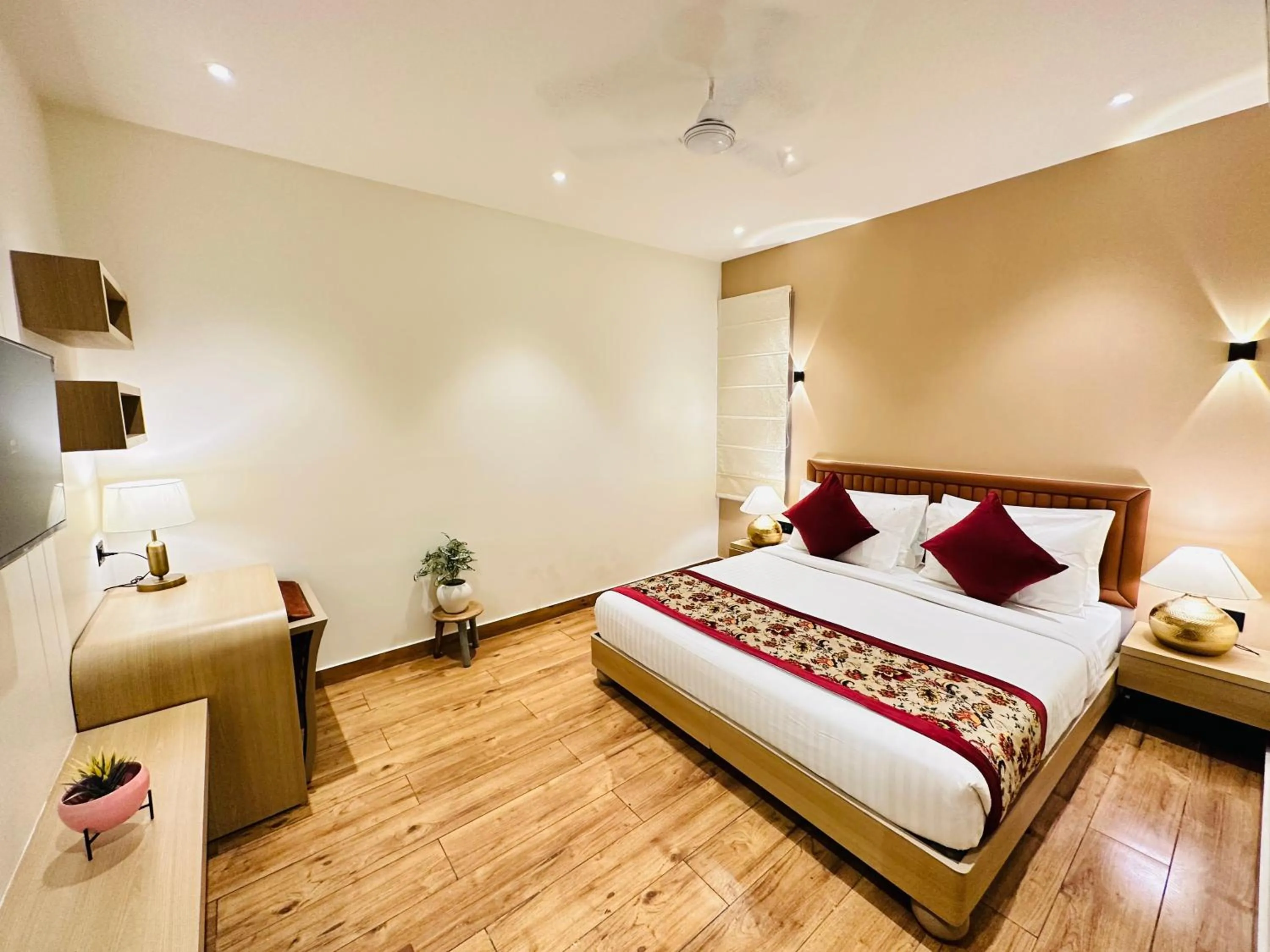 Bed in Hotel IP Swarn near Anand Vihar Vaishali Ghaziabad