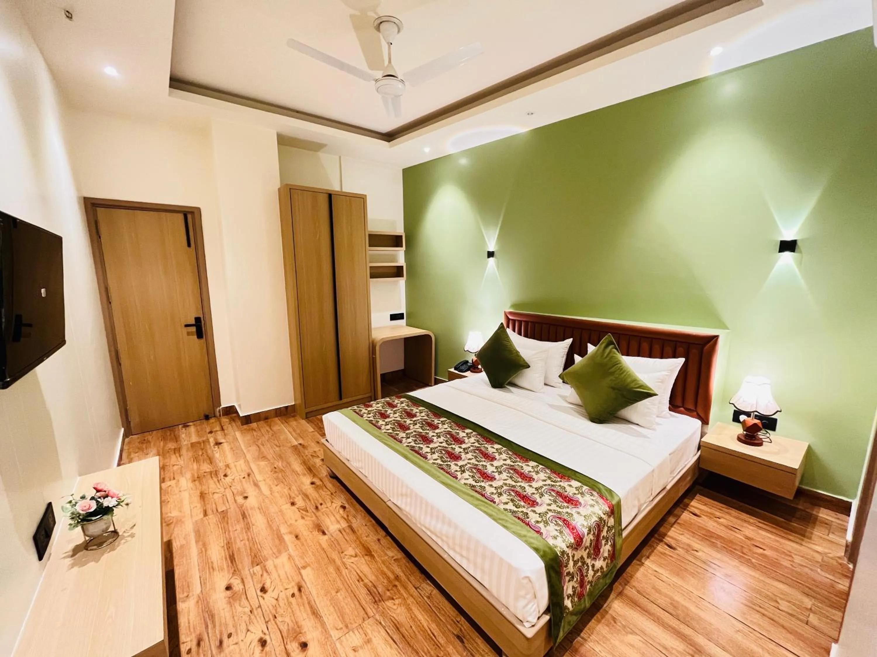 Bed in Hotel IP Swarn near Anand Vihar Vaishali Ghaziabad
