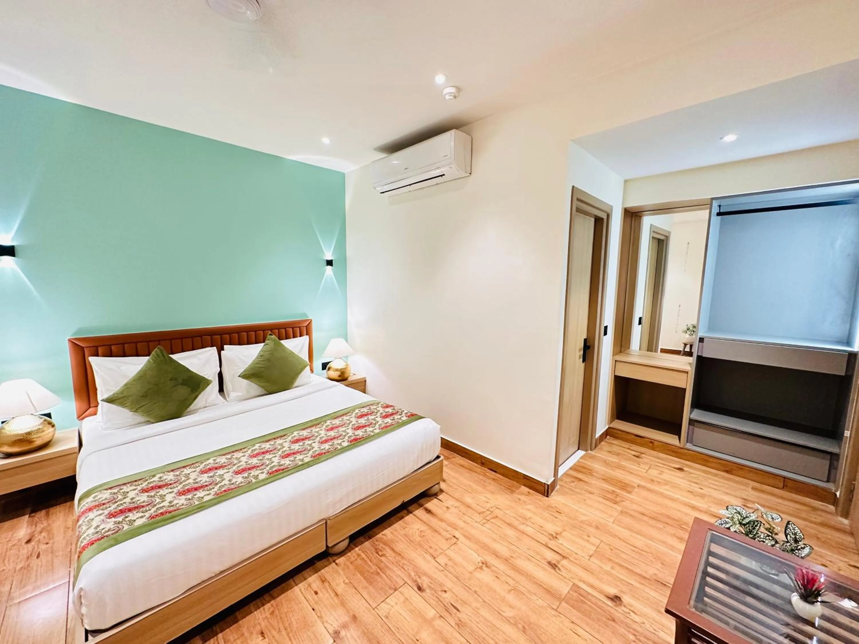 Bed in Hotel IP Swarn near Anand Vihar Vaishali Ghaziabad