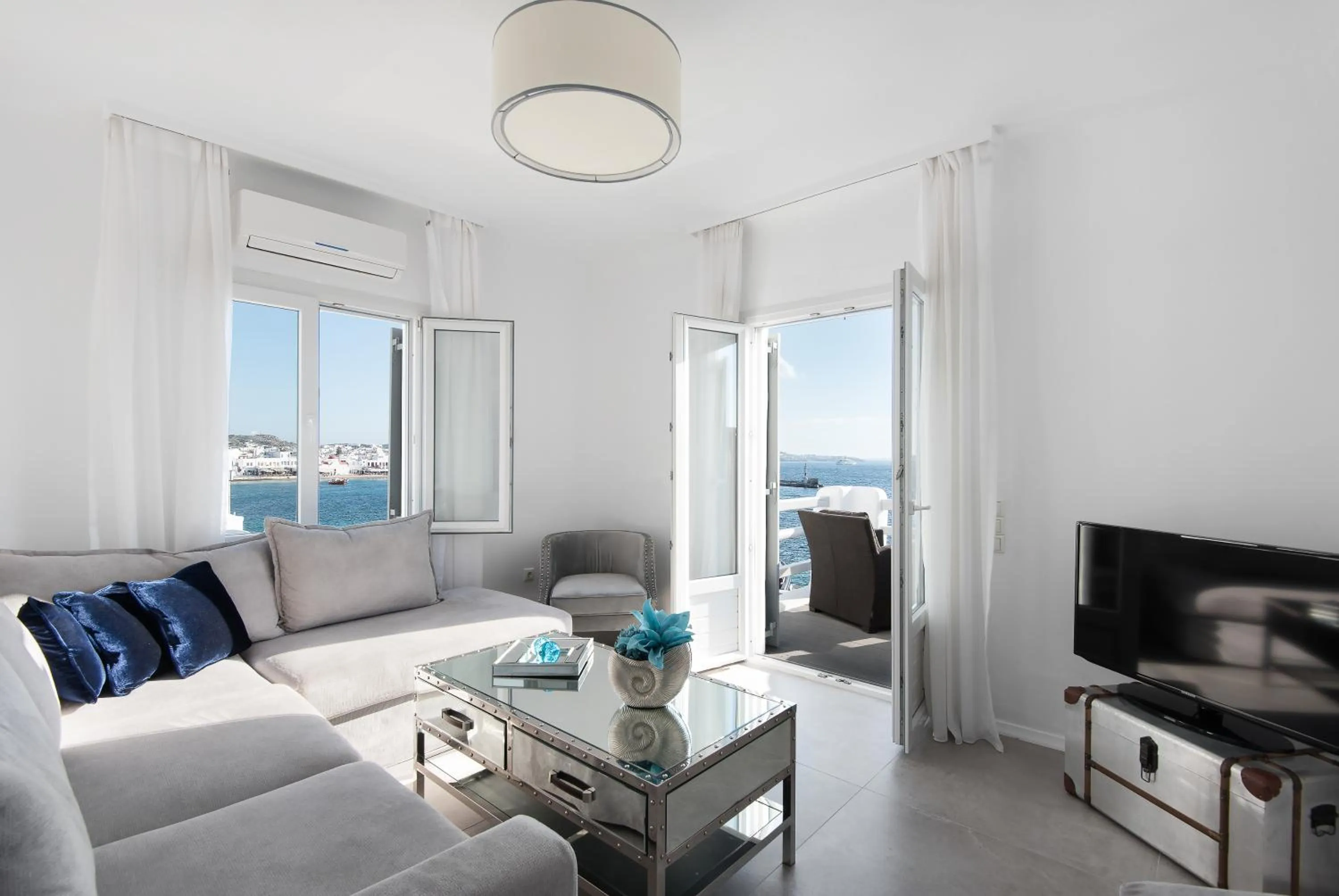 Living room in Riva Suites - Adults Only