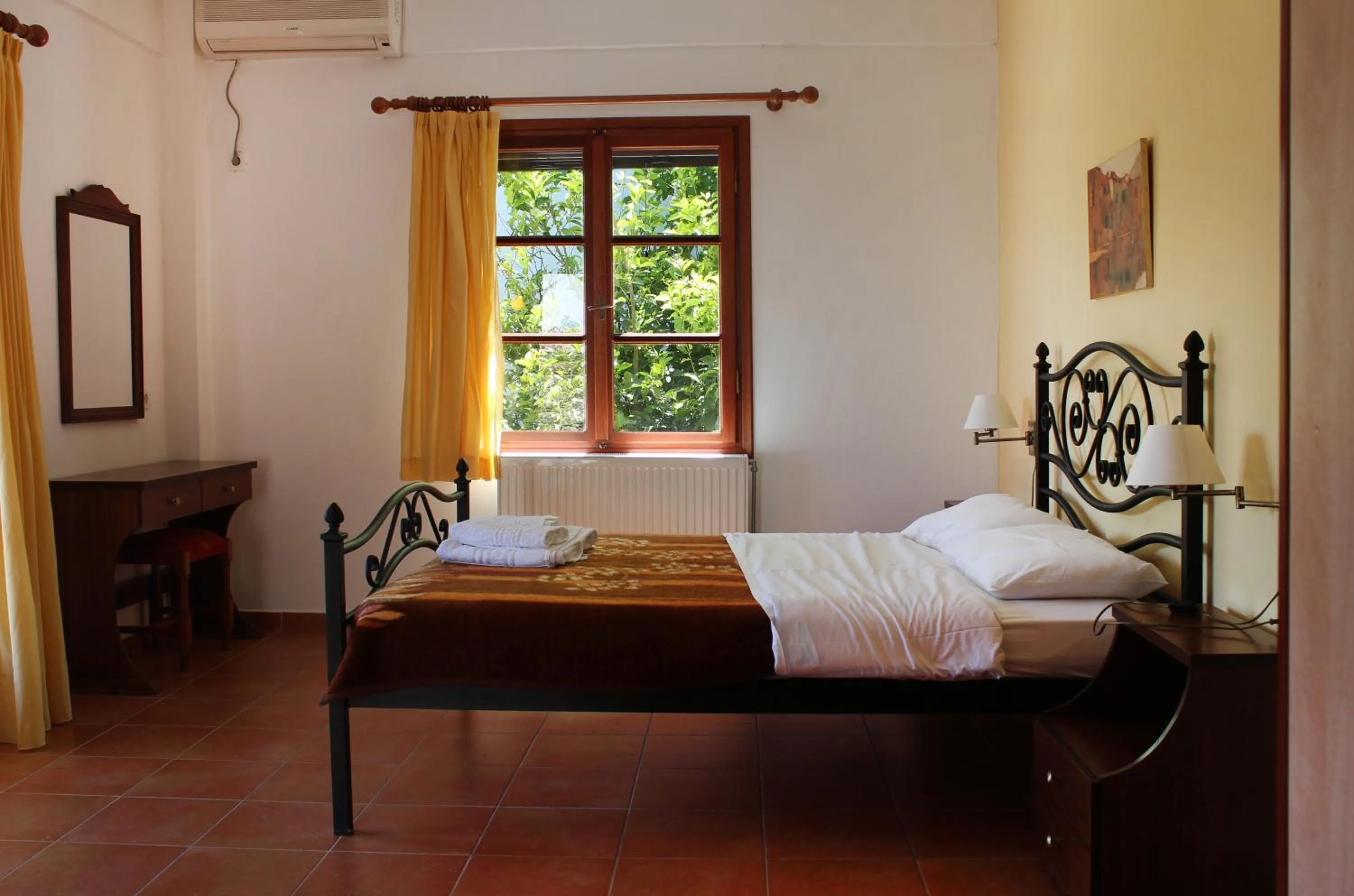 Bed in Ikaria Utopia - Cusco Studios