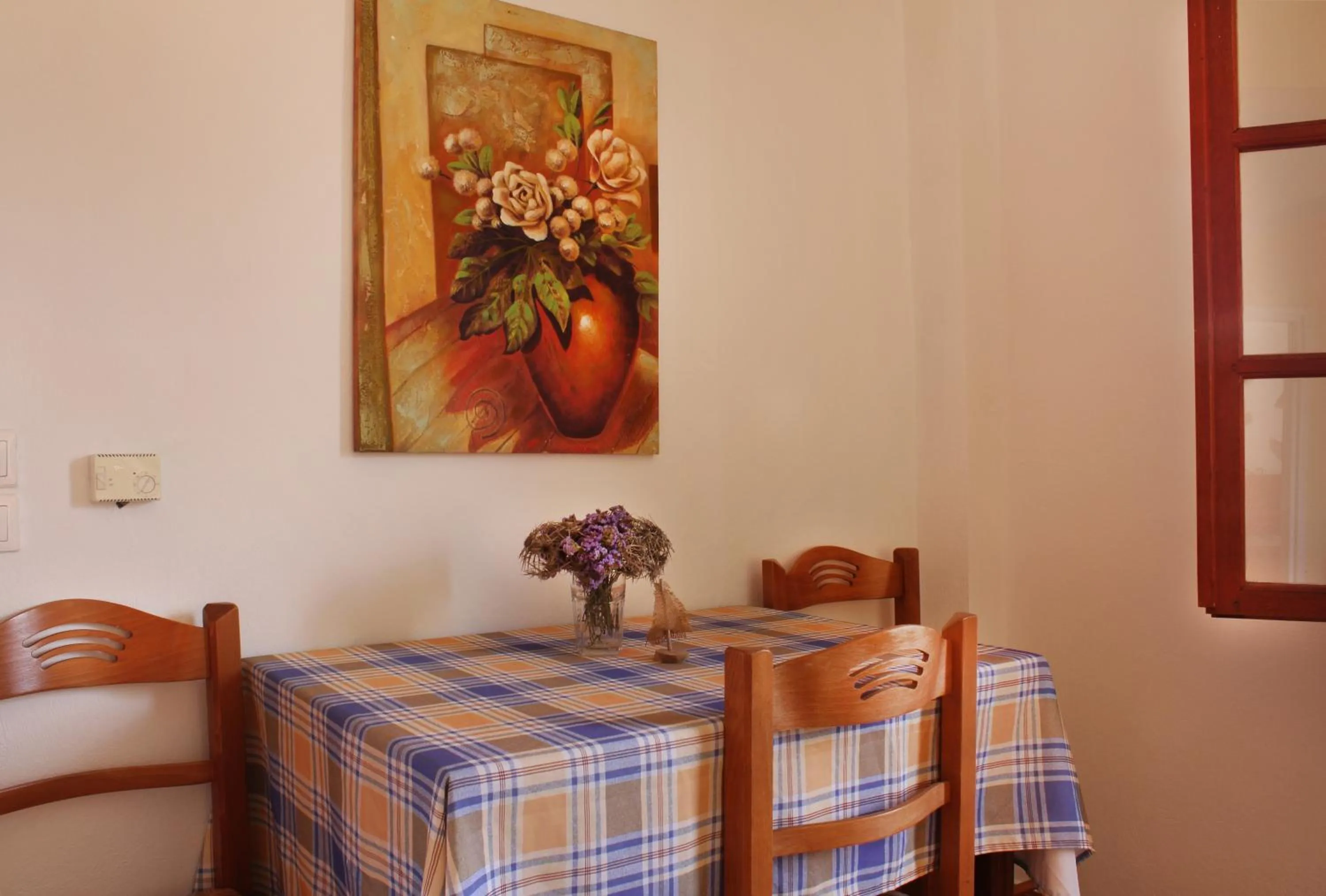 Ikaria Utopia - Cusco Studios