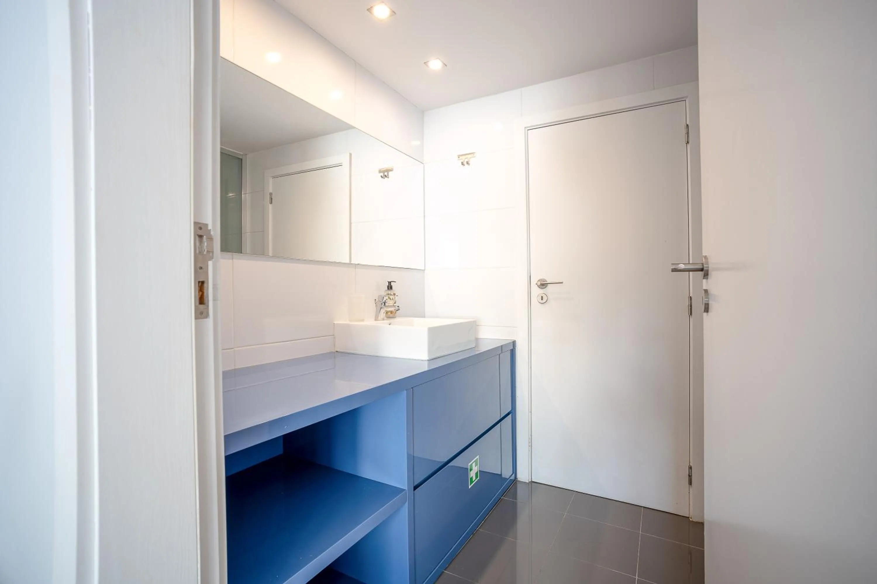 Toilet in Oporto Trendy Apartments