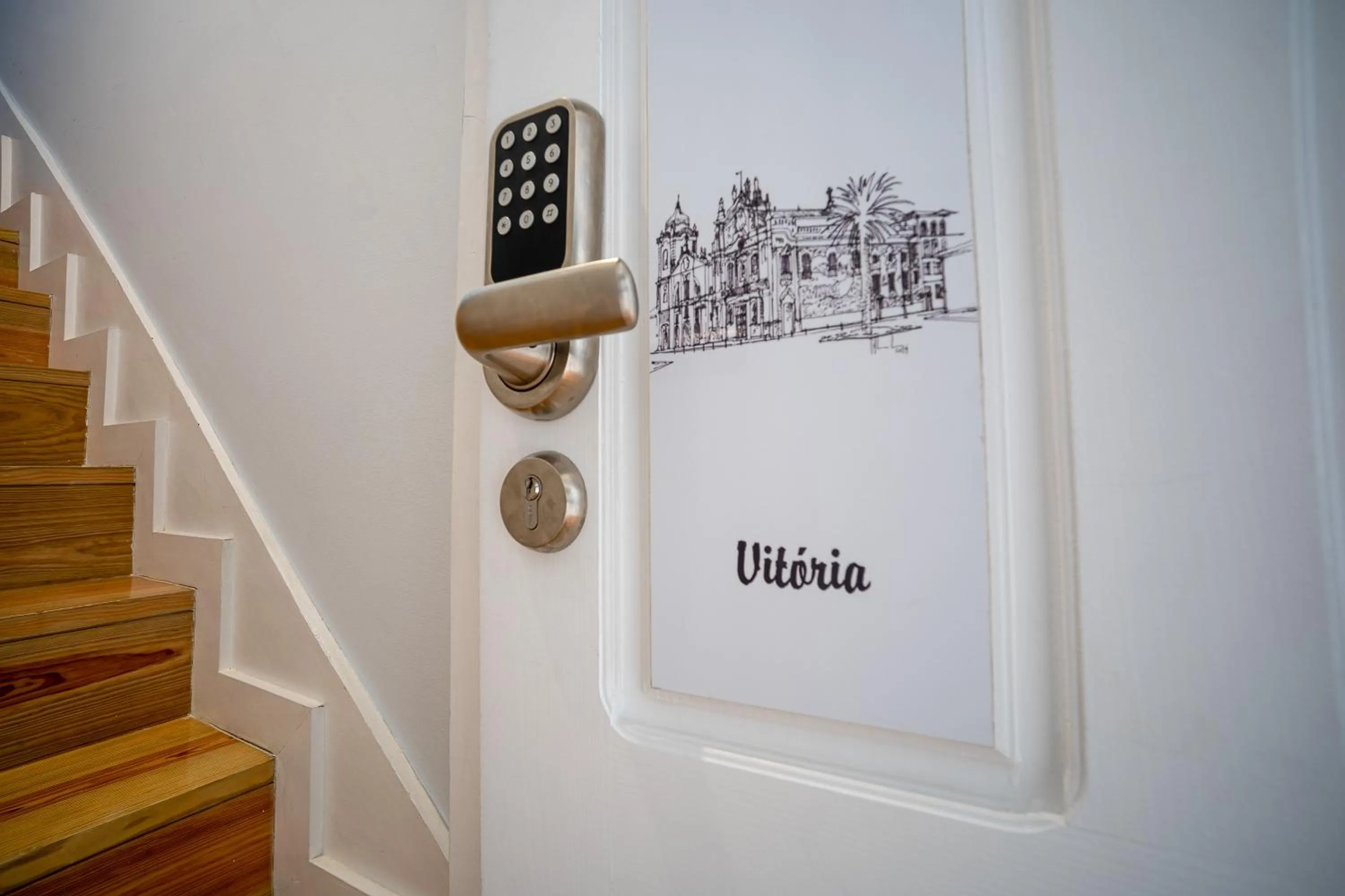 Text overlay in Oporto Trendy Apartments