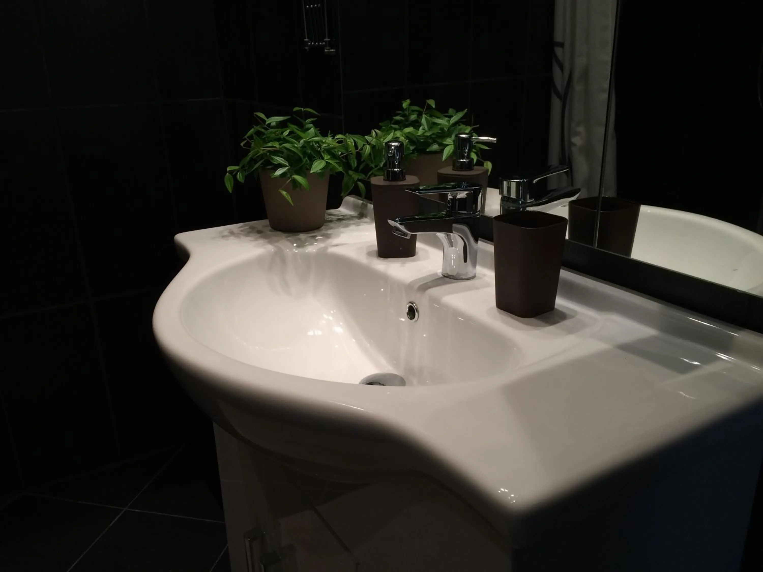 Bathroom in Central King Apartment
