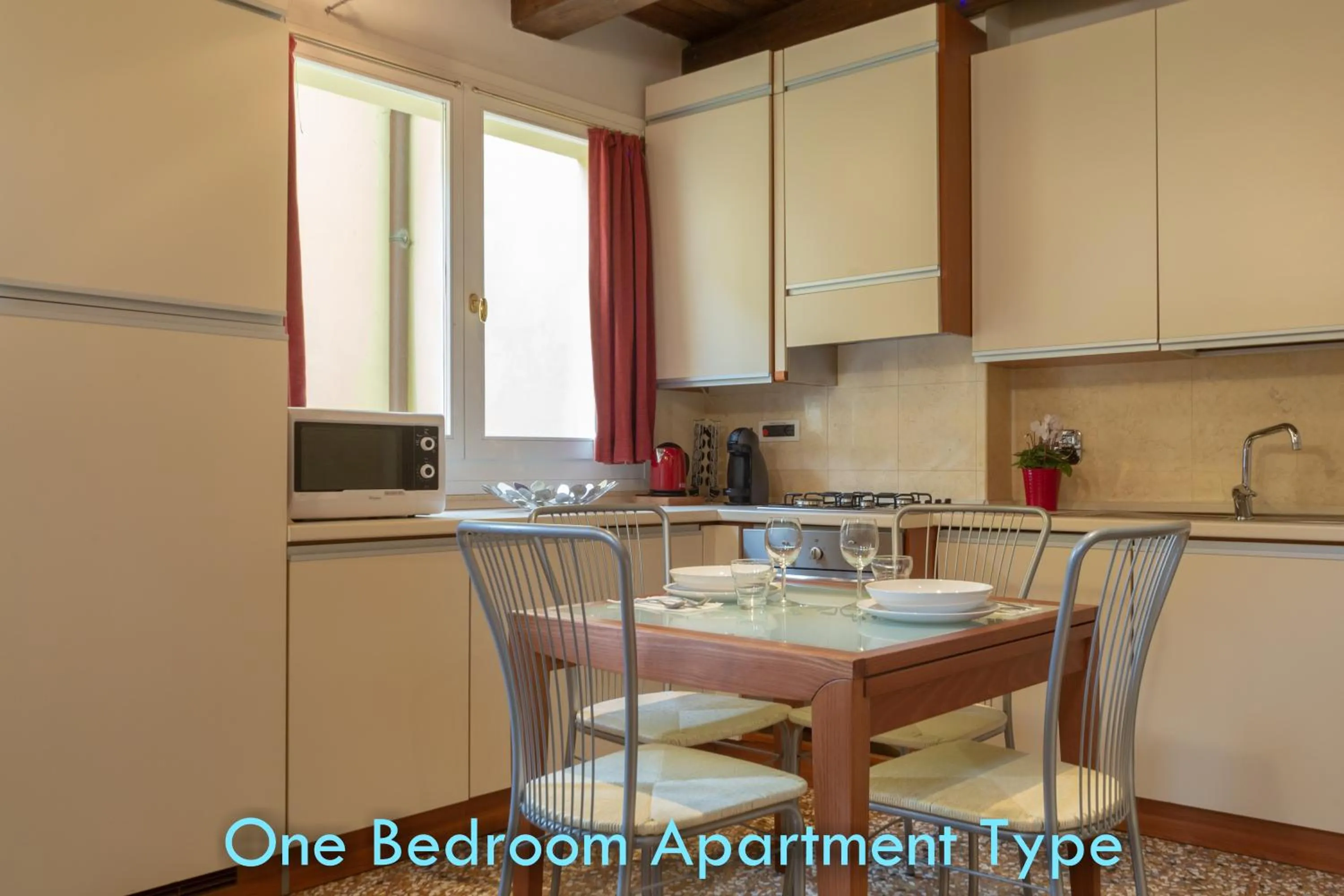 BolognaRoomscom - Santo Stefano Apartments