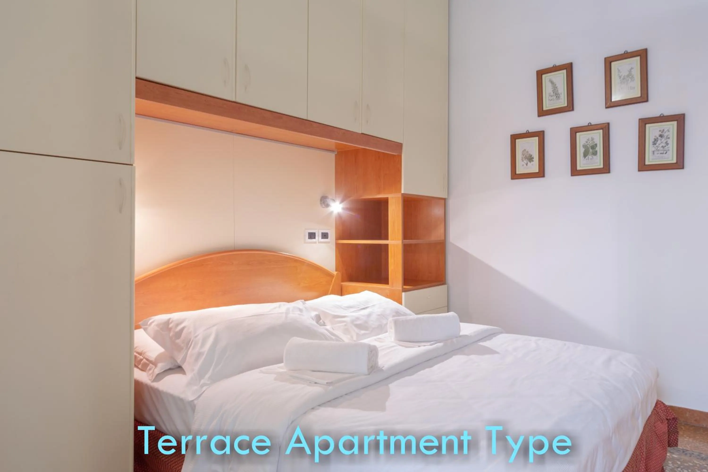 Bed in BolognaRoomscom - Santo Stefano Apartments