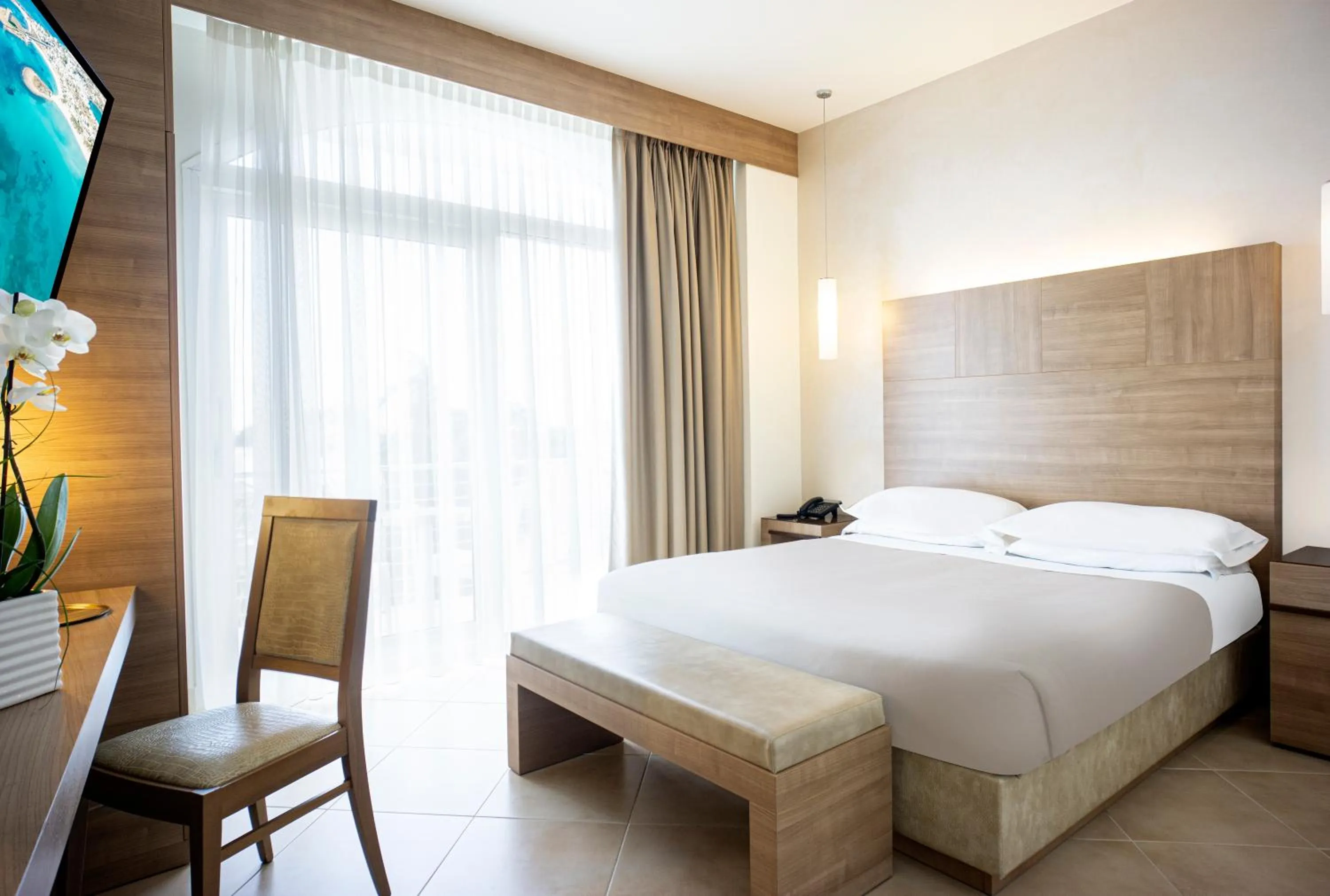 Bedroom, Bed in Hotel Vespucci