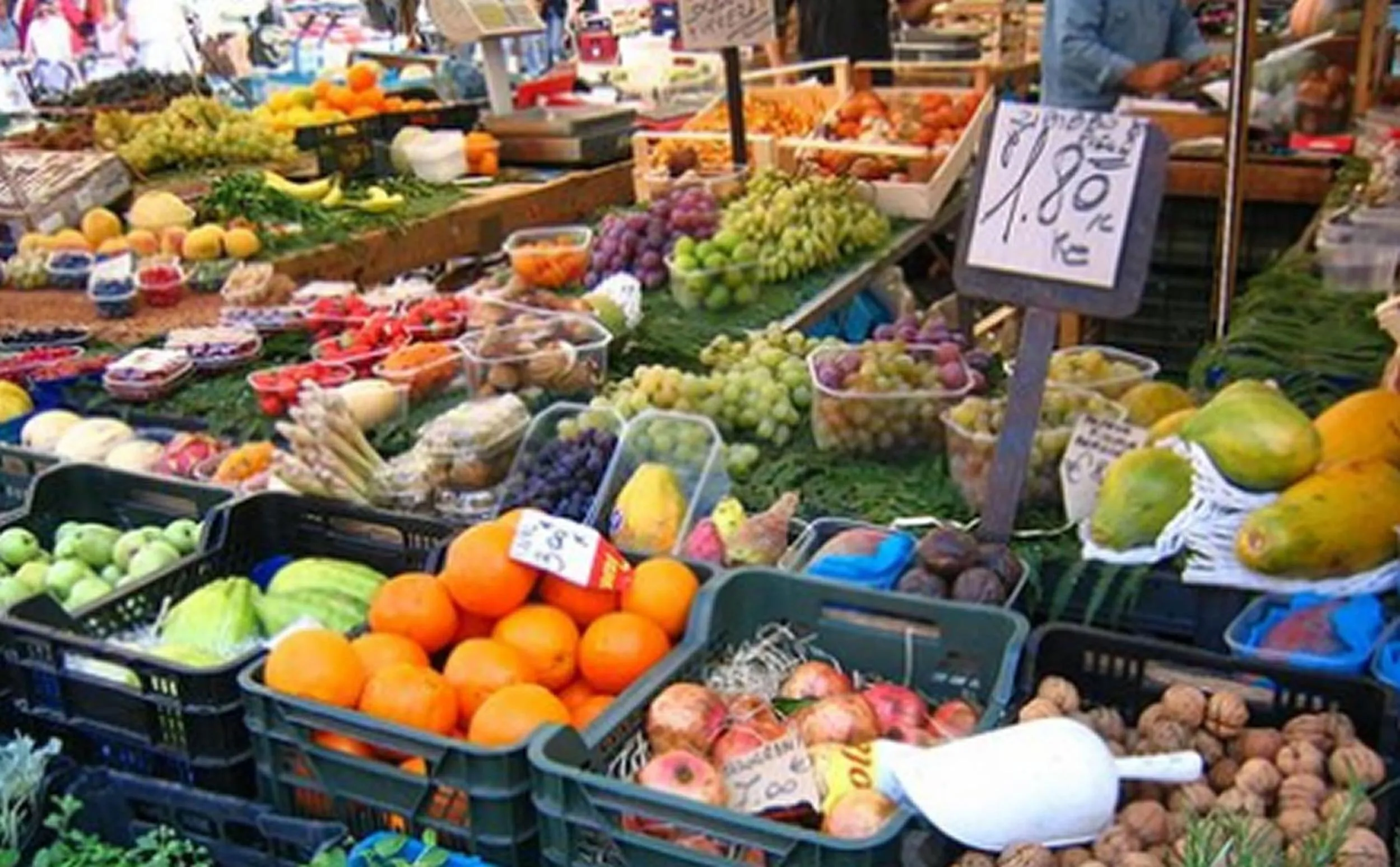 Supermarket/grocery shop in Gio' Suites