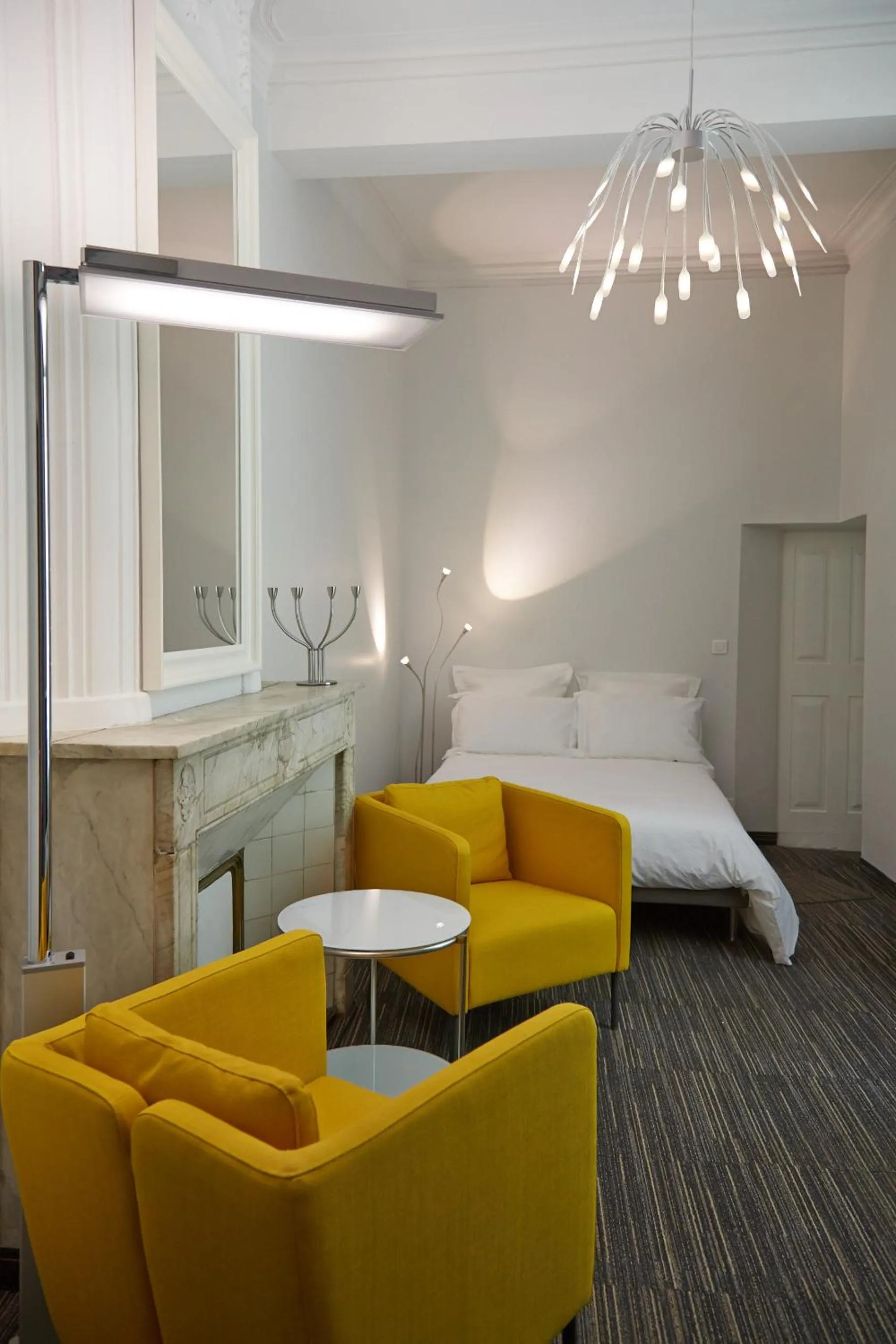 Bedroom, Bed in La Résidence Arles Centre