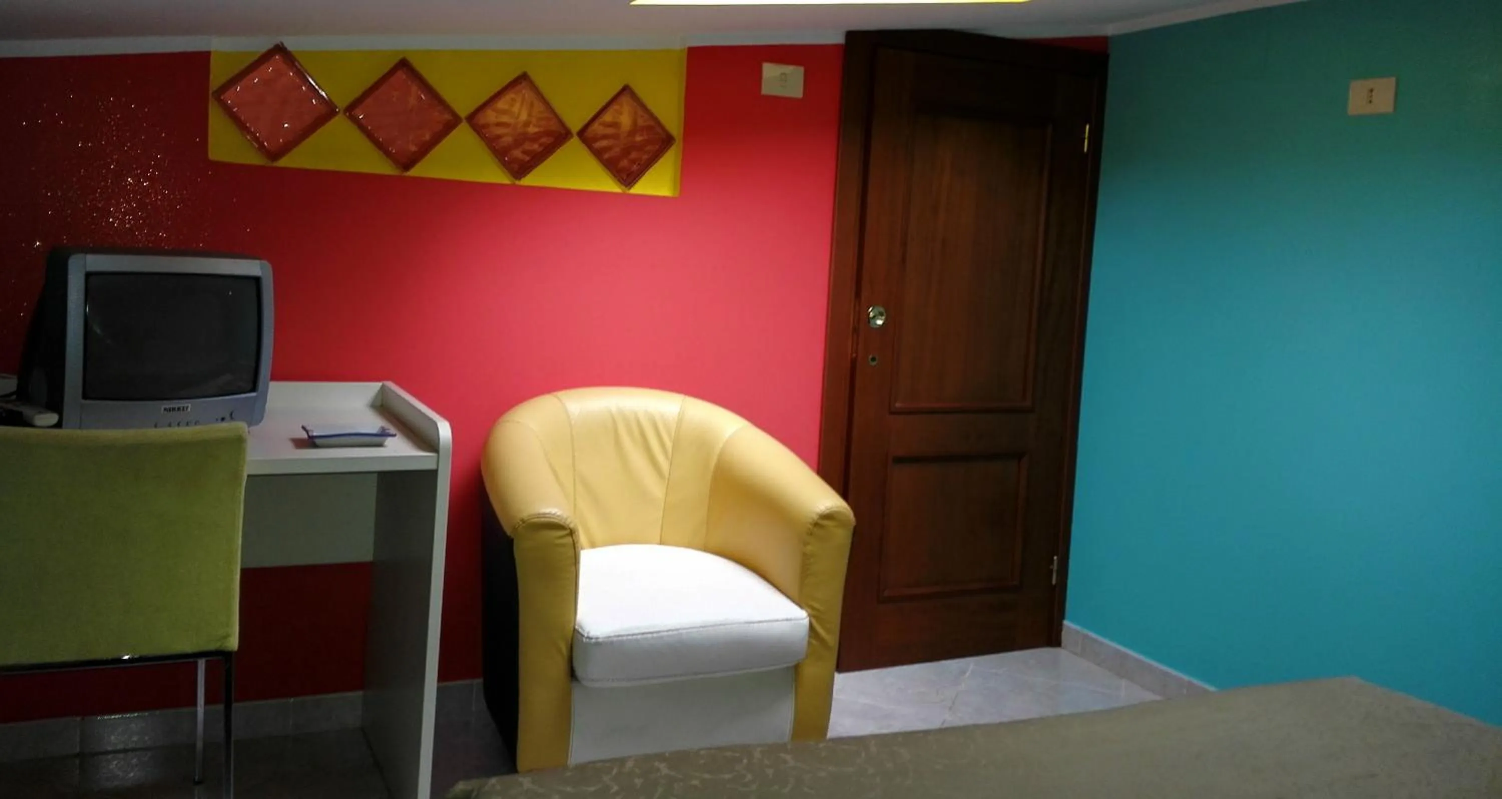 TV and multimedia in Albergo B&B Ristorante Grace