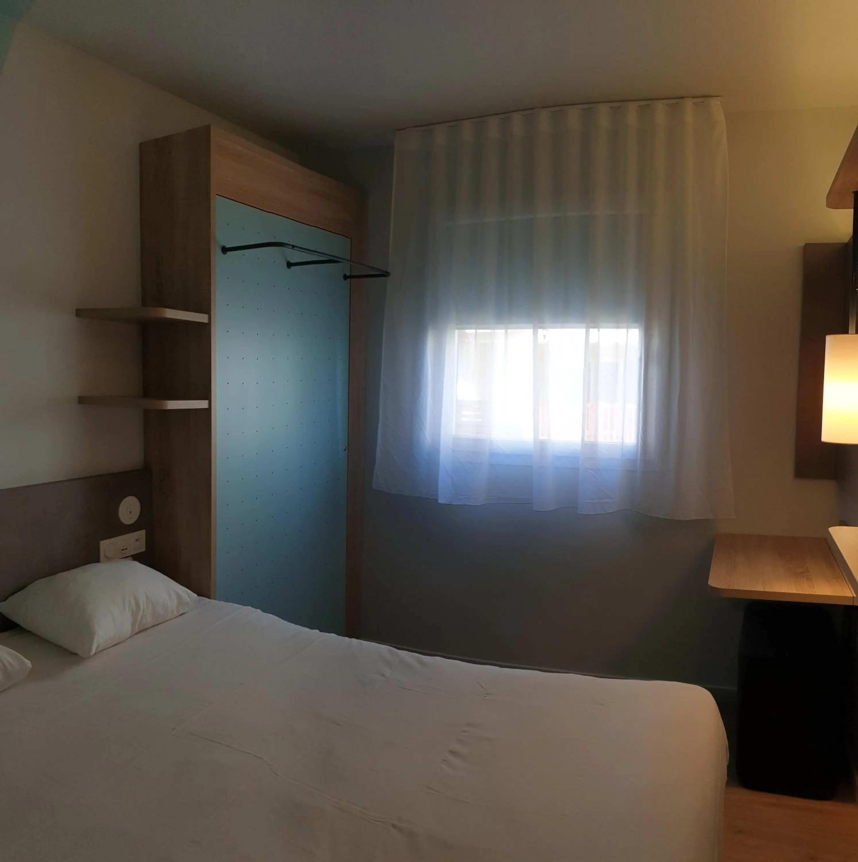 Bed in ibis budget Ciboure St-Jean-Luz