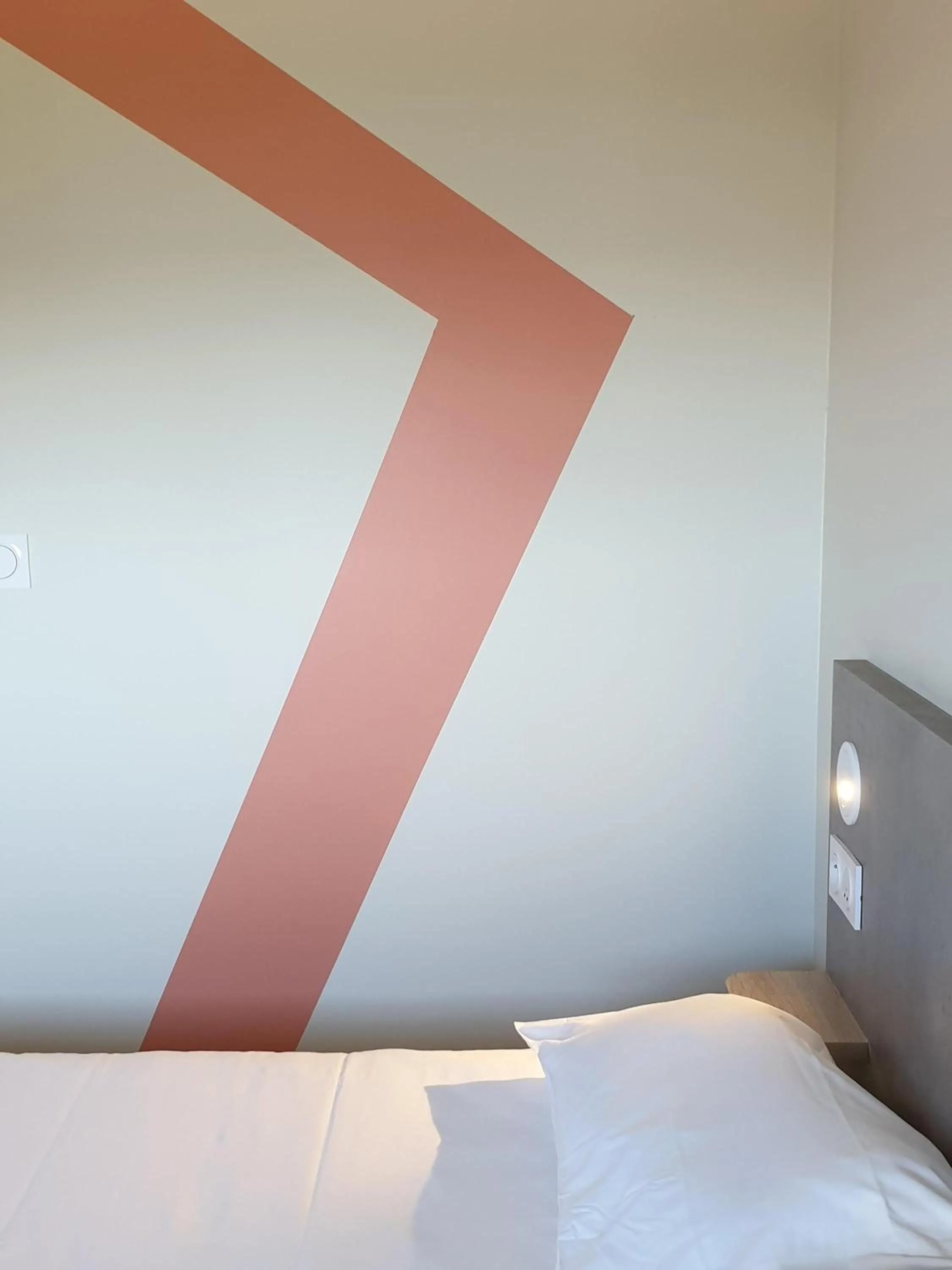 Bedroom, Bed in ibis budget Ciboure St-Jean-Luz