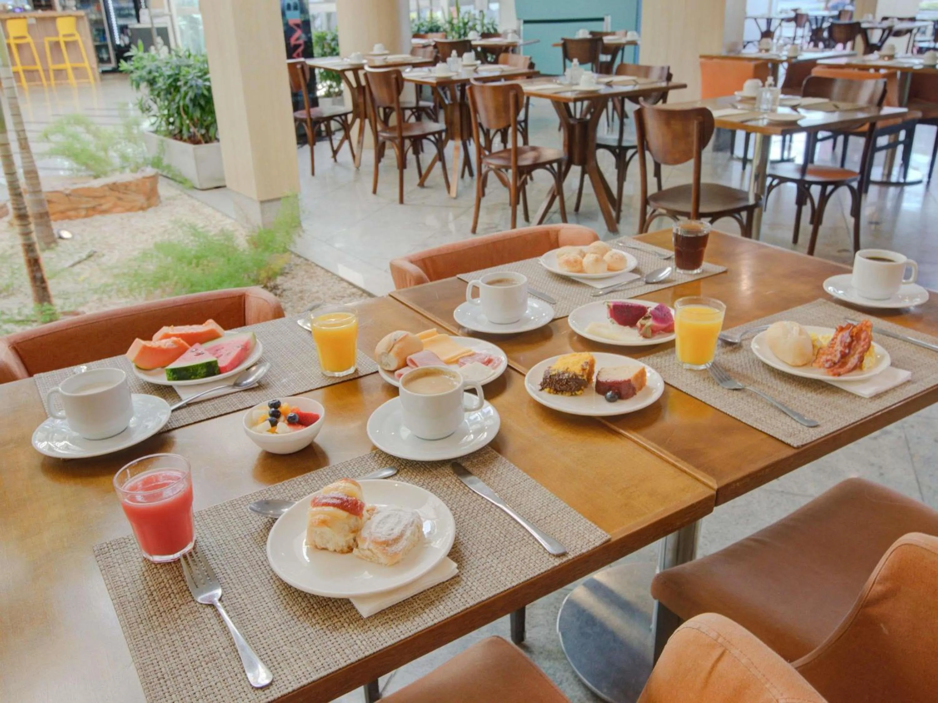 Restaurant/places to eat in Mercure Rio de Janeiro Barra da Tijuca