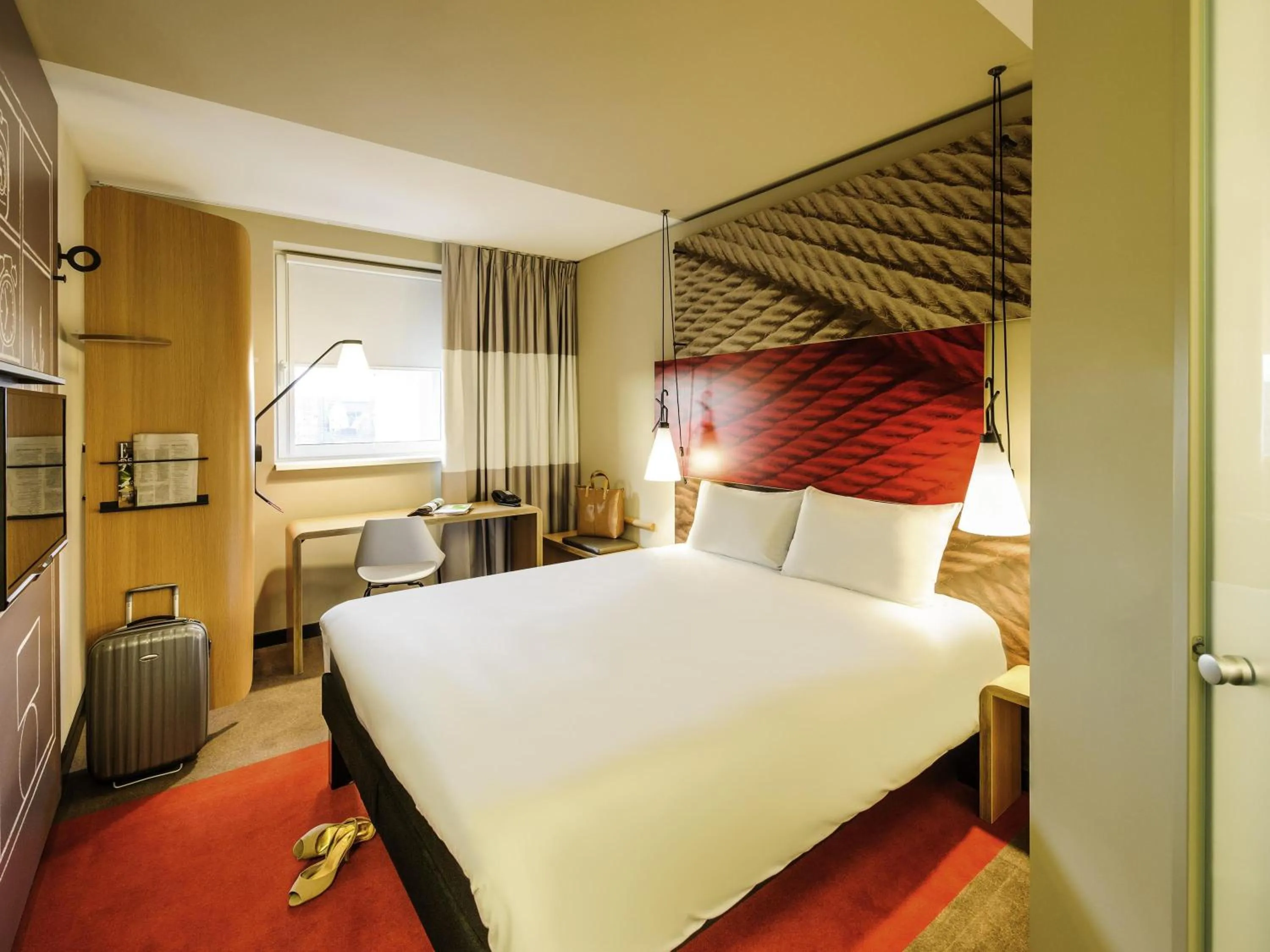 Bedroom, Bed in Ibis Hamburg City