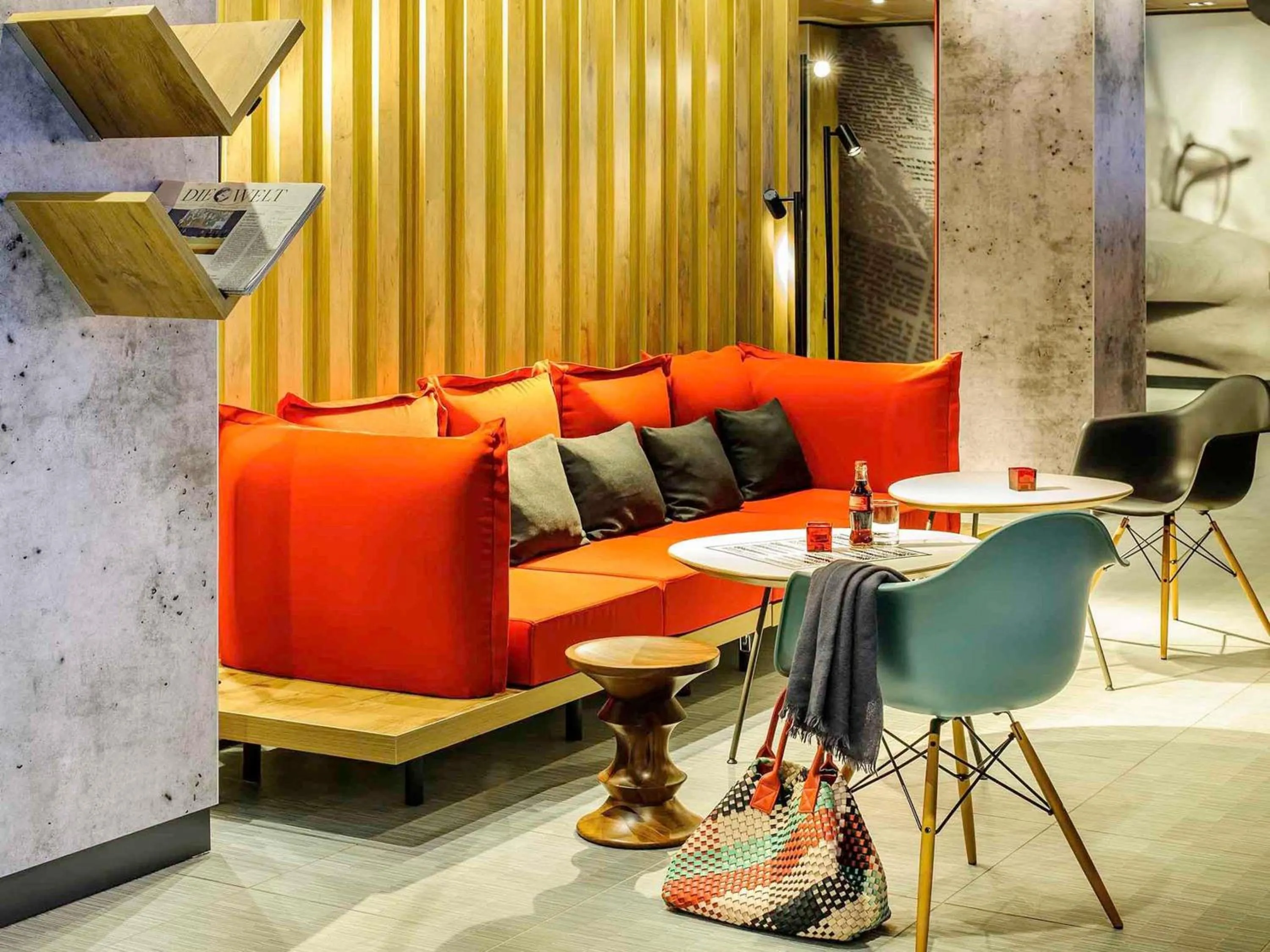 Lounge or bar in Ibis Hamburg City