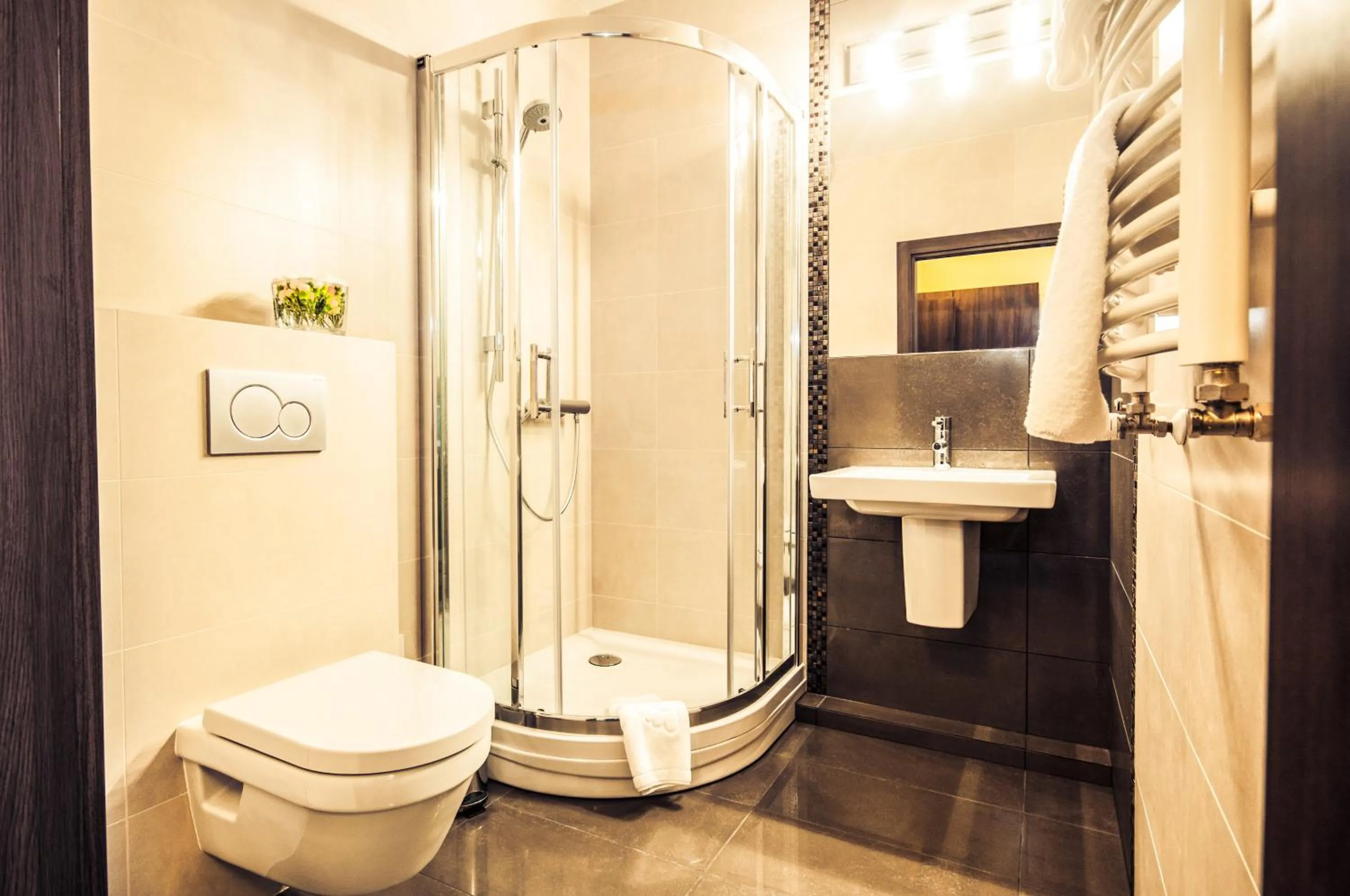 Bathroom in Hotel Figa