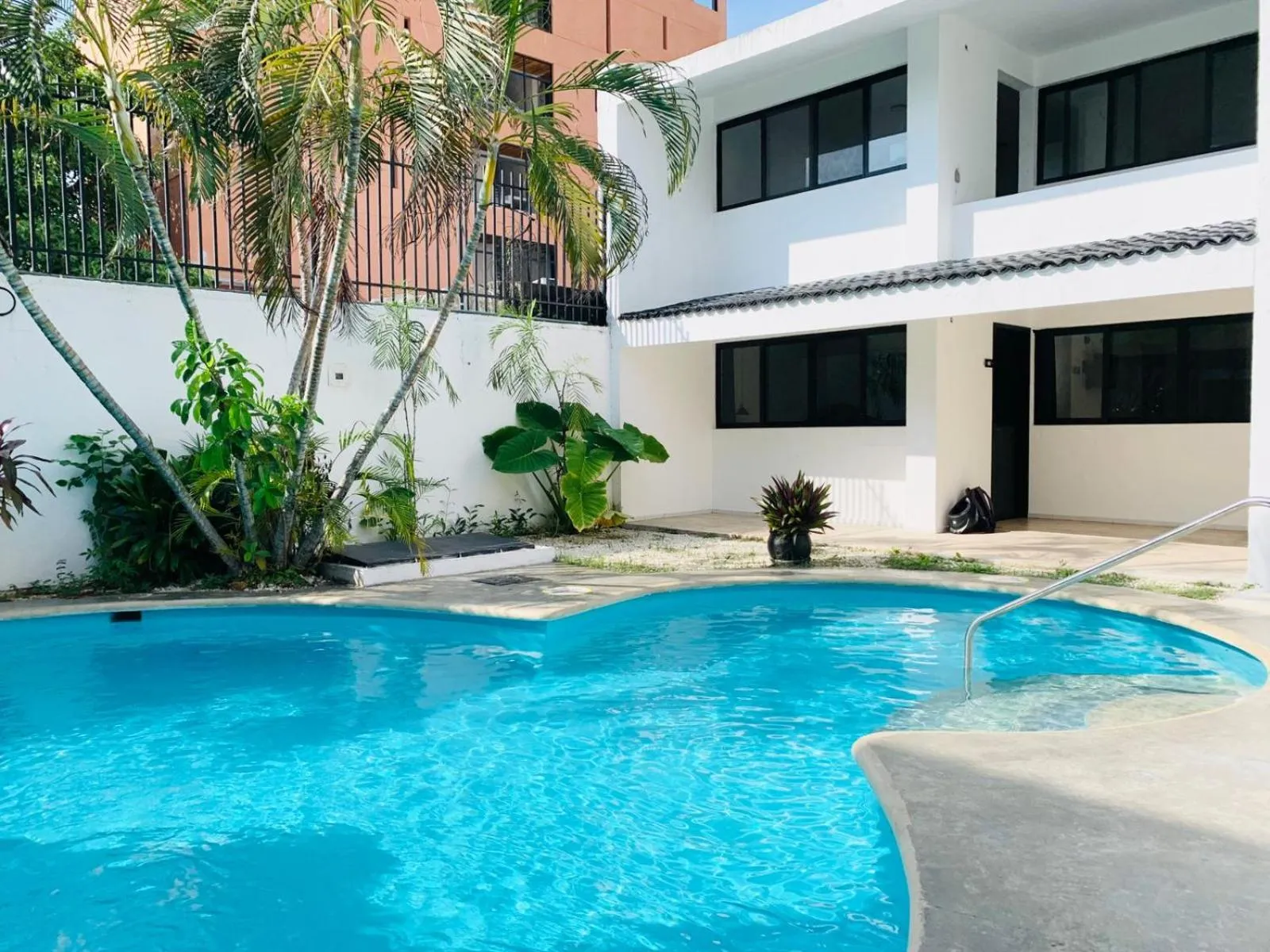 Property building in Casa Maca