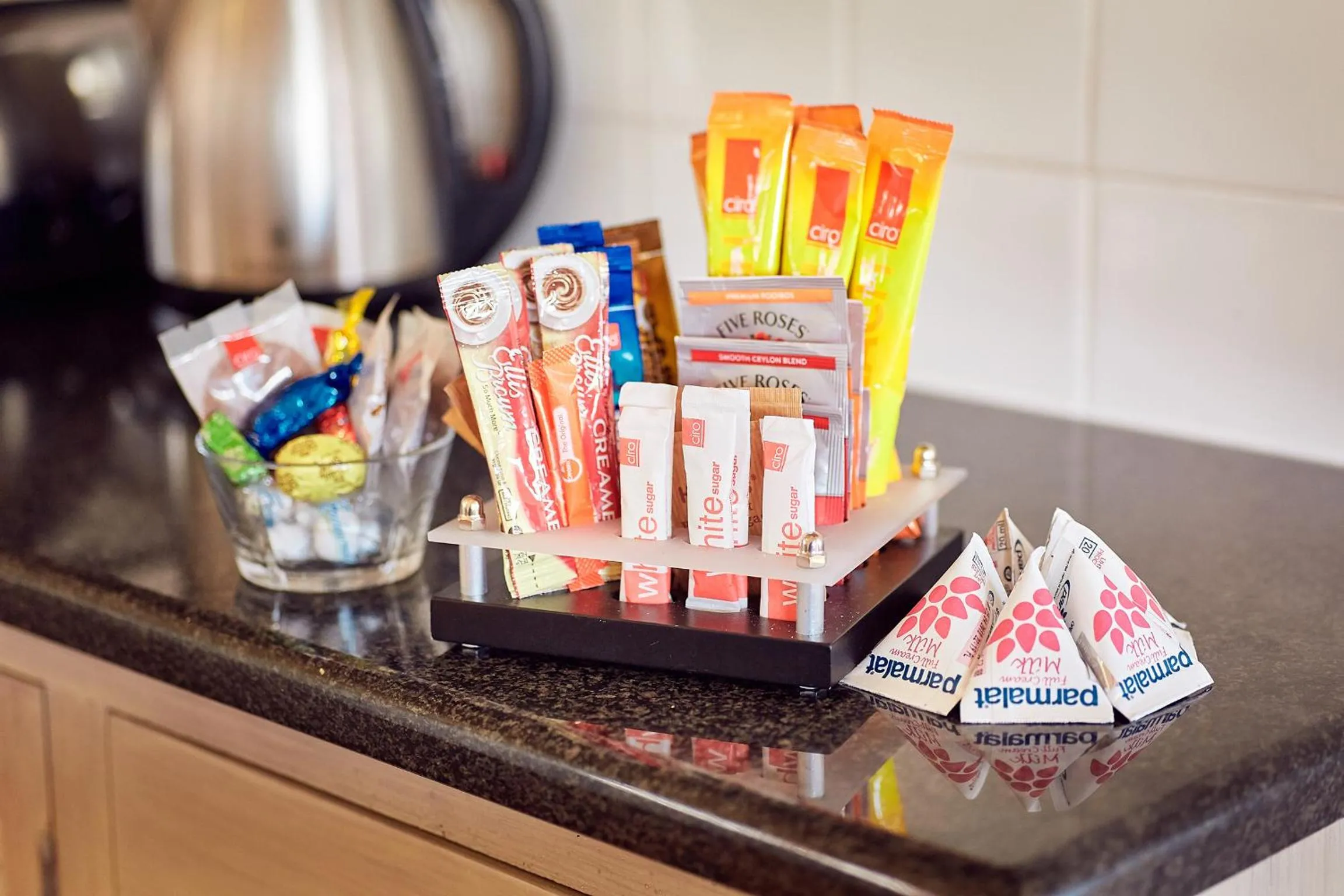 Coffee/tea facilities in First Group Kowie River Chalets