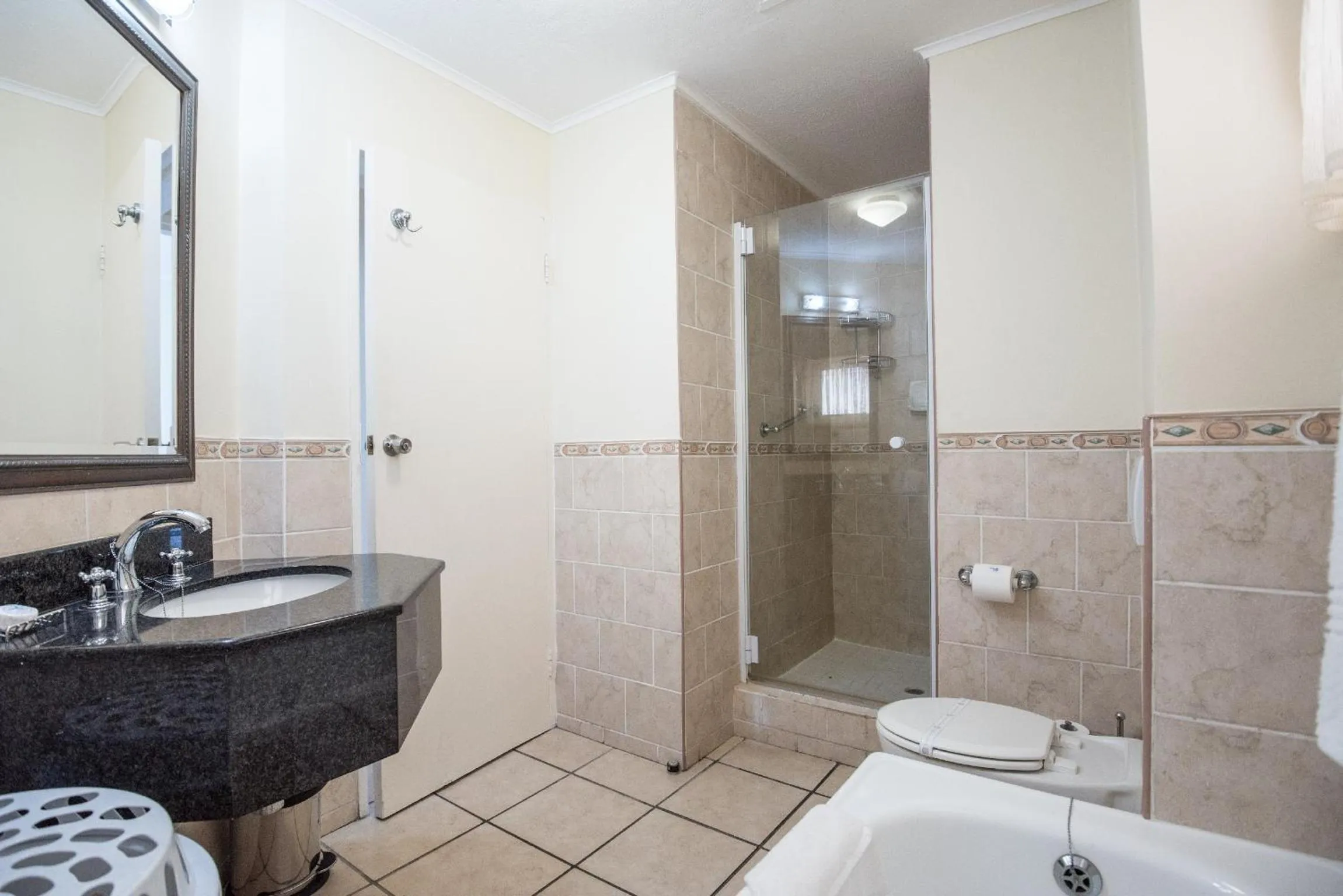 Shower in First Group La Cote D'Azur