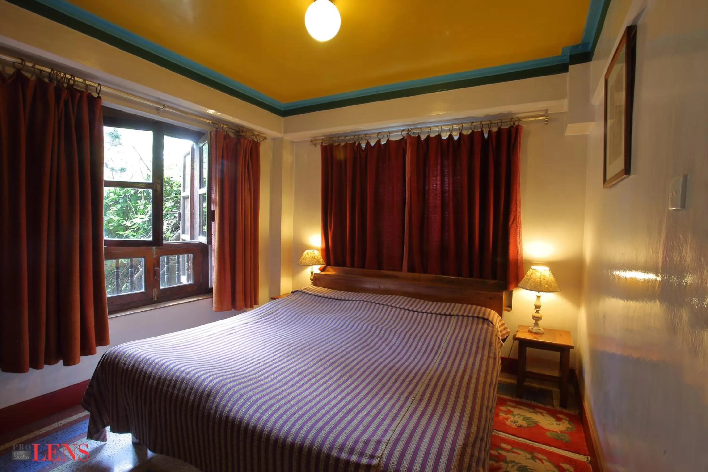 Bed in Vajra Hotel