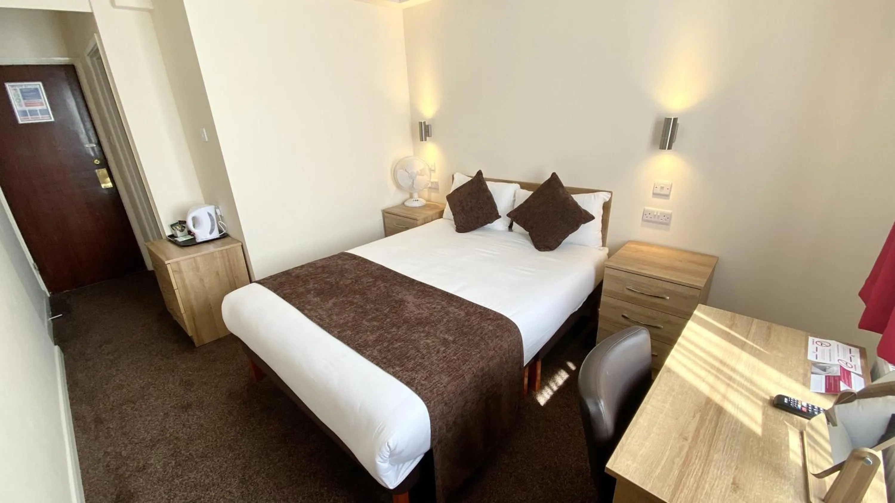 Bed in Russ Hill Hotel