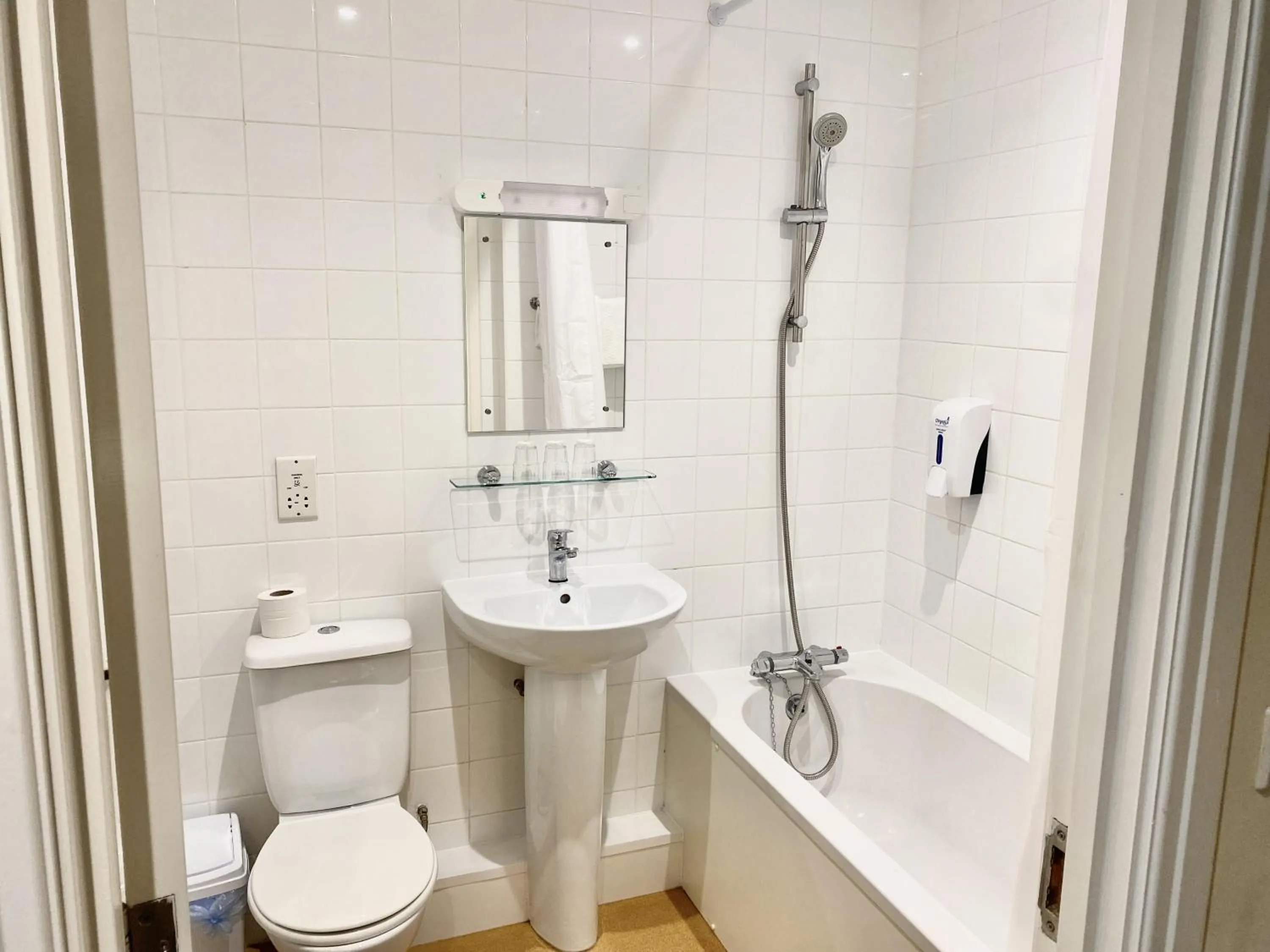 Bathroom in Russ Hill Hotel