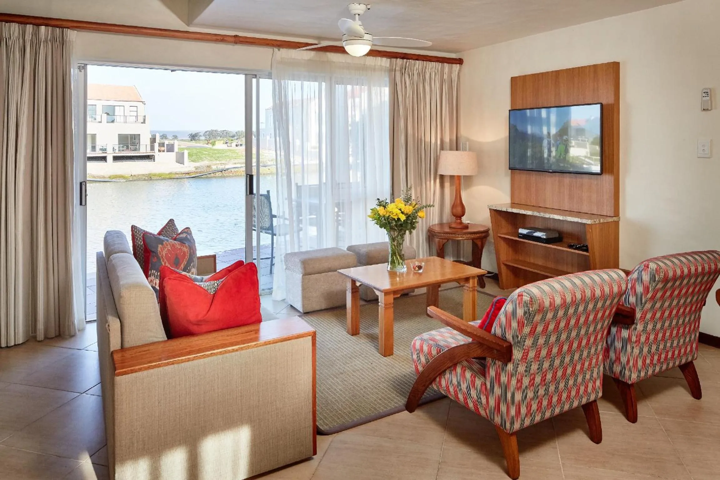 TV and multimedia in First Group Port Owen Marina