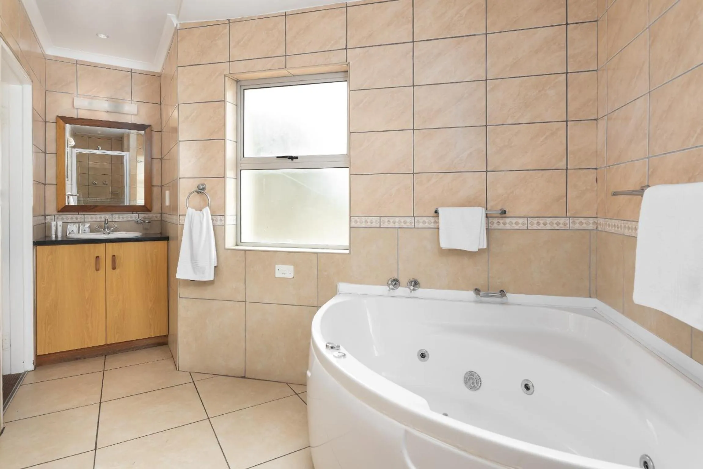 Bathroom in First Group Port Owen Marina