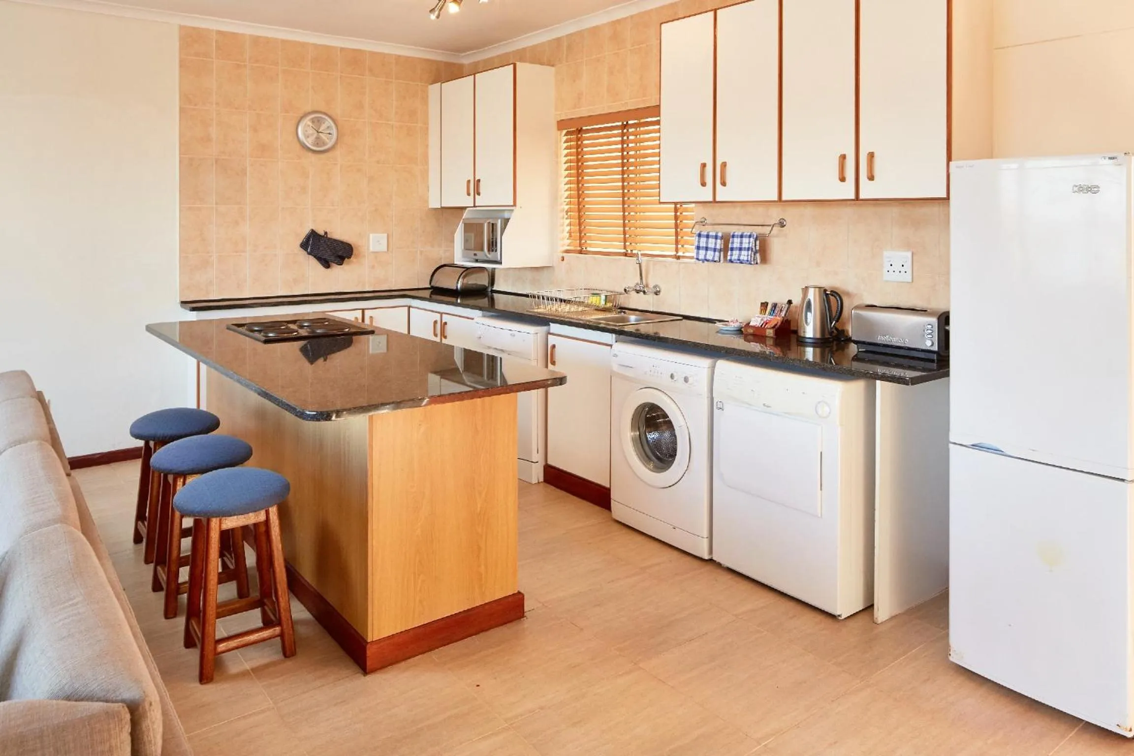 Kitchen or kitchenette in First Group Port Owen Marina