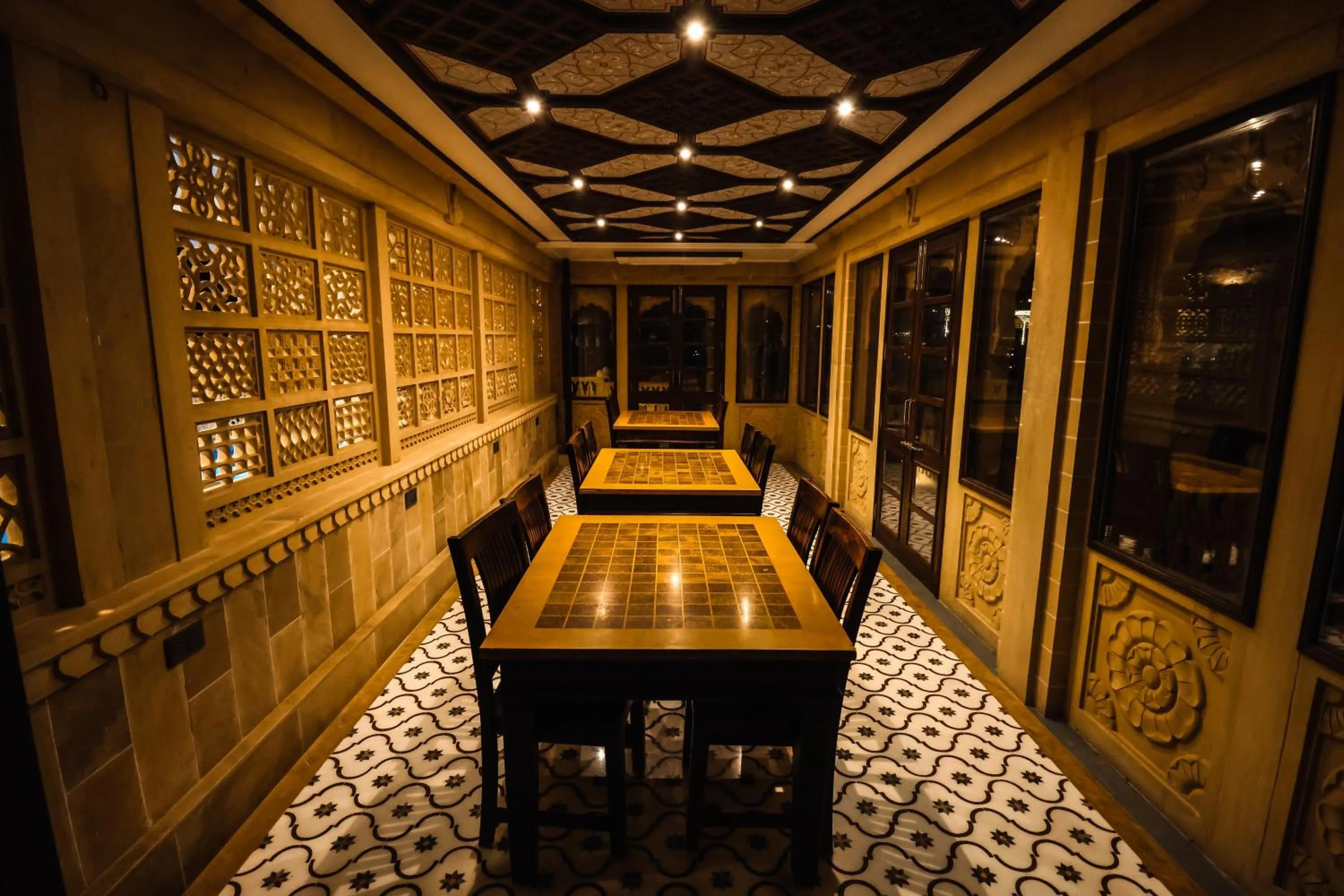 Restaurant/places to eat in Guulab Haveli - Opp Fort