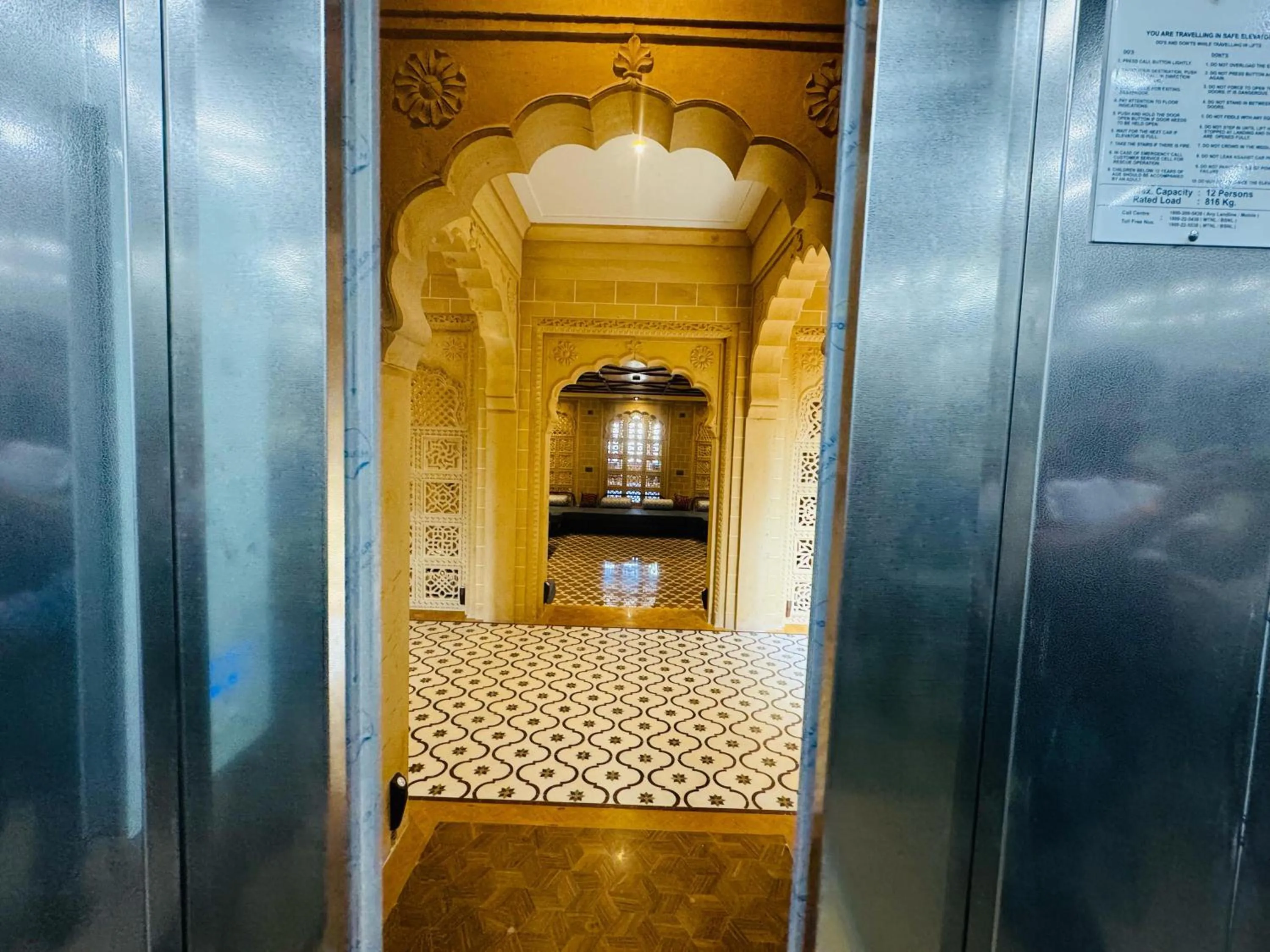 elevator in Guulab Haveli - Opp Fort