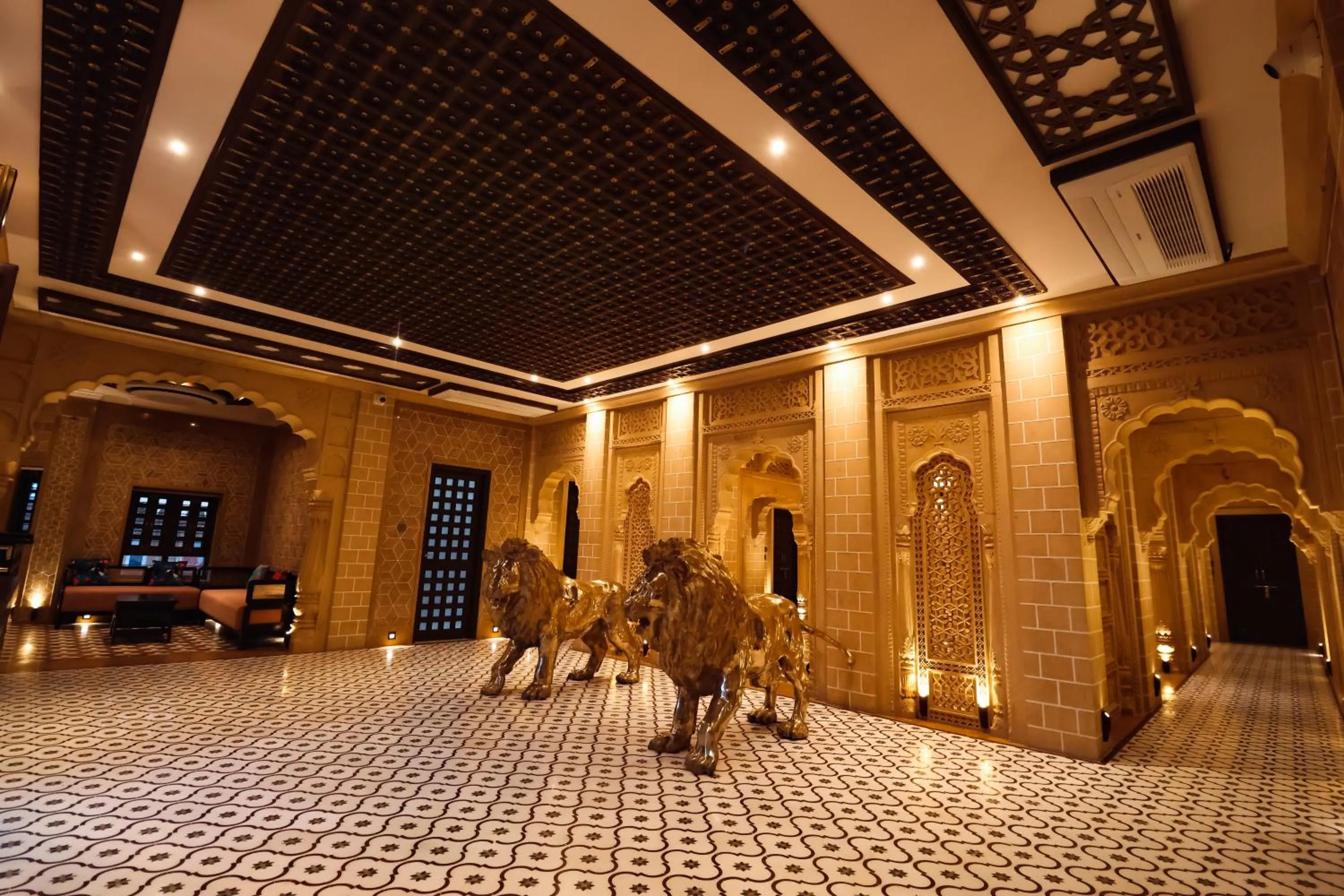 Facade/entrance in Guulab Haveli - Opp Fort