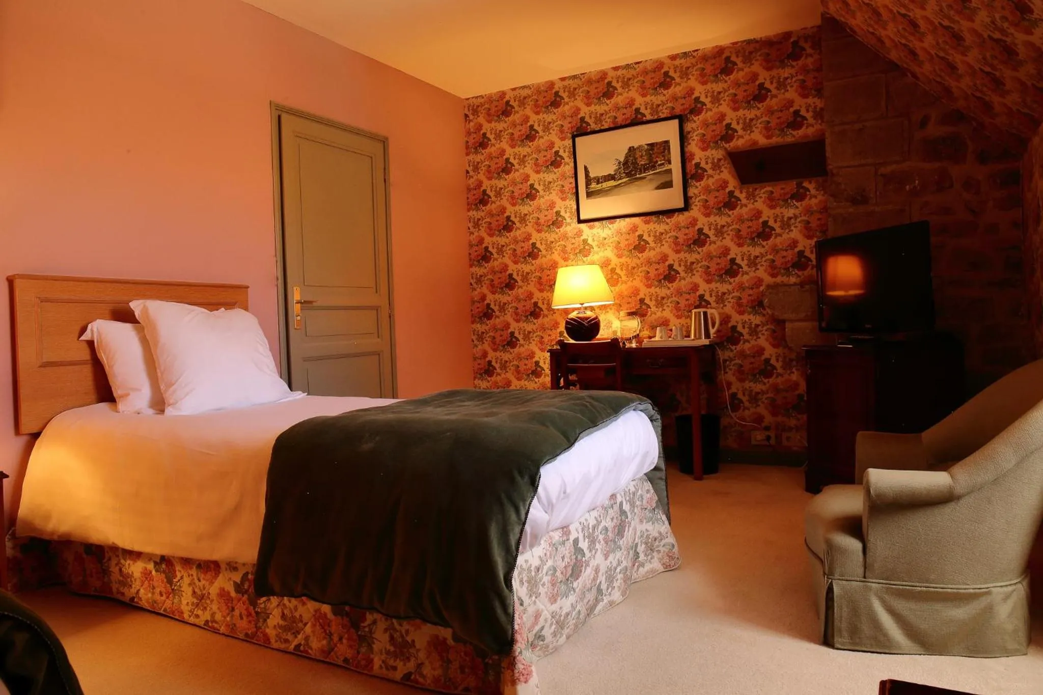 Bed in Château de Bournel