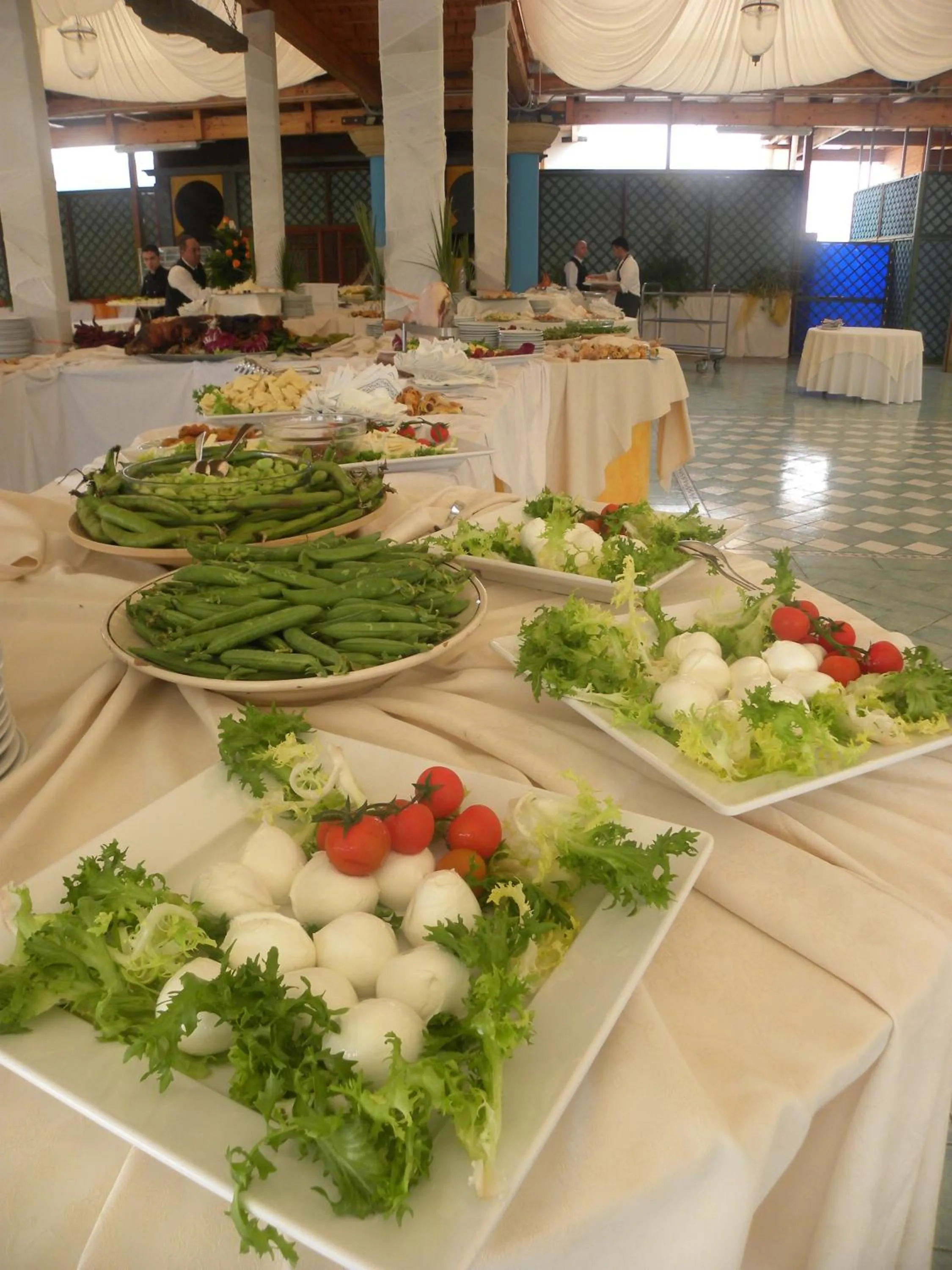Food and drinks in Villaggio Giardini D'Oriente
