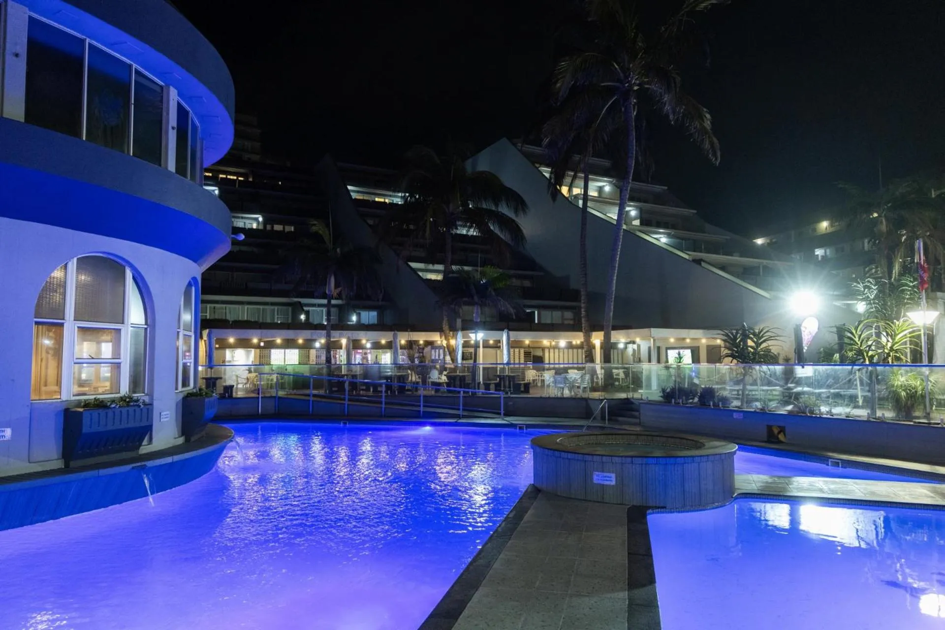 Night in First Group La Montagne