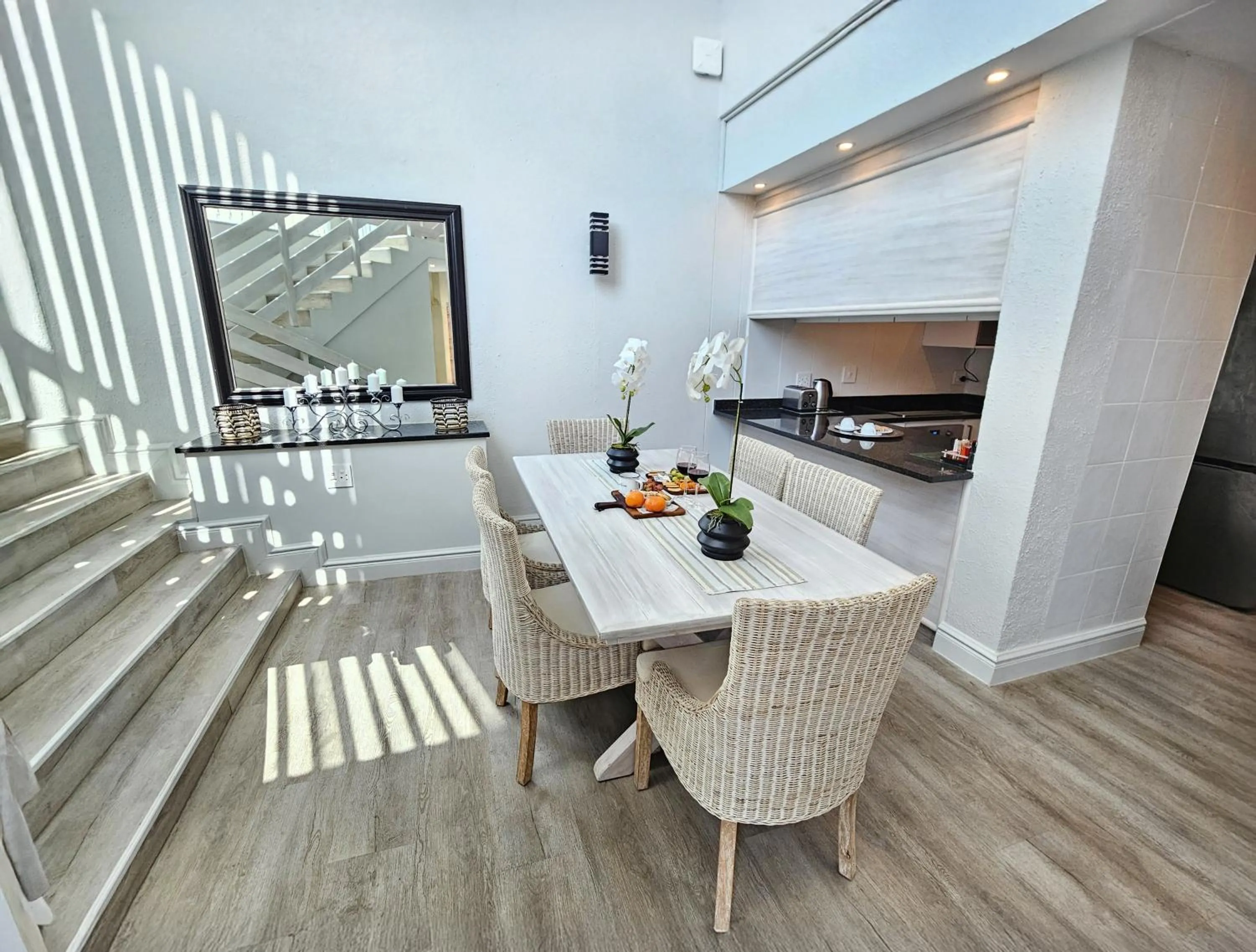 Dining area in First Group La Montagne