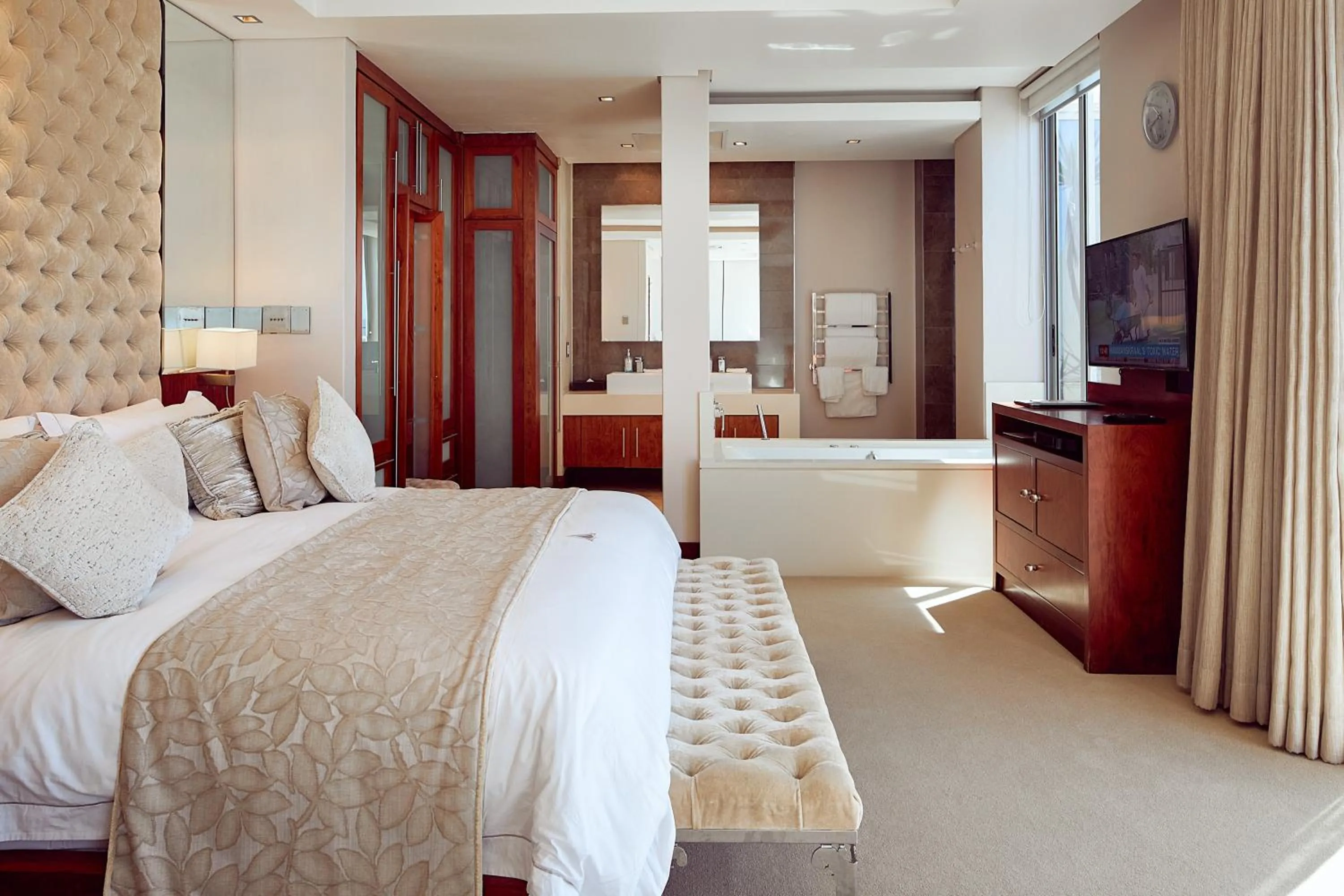 Bed in First Group La Montagne